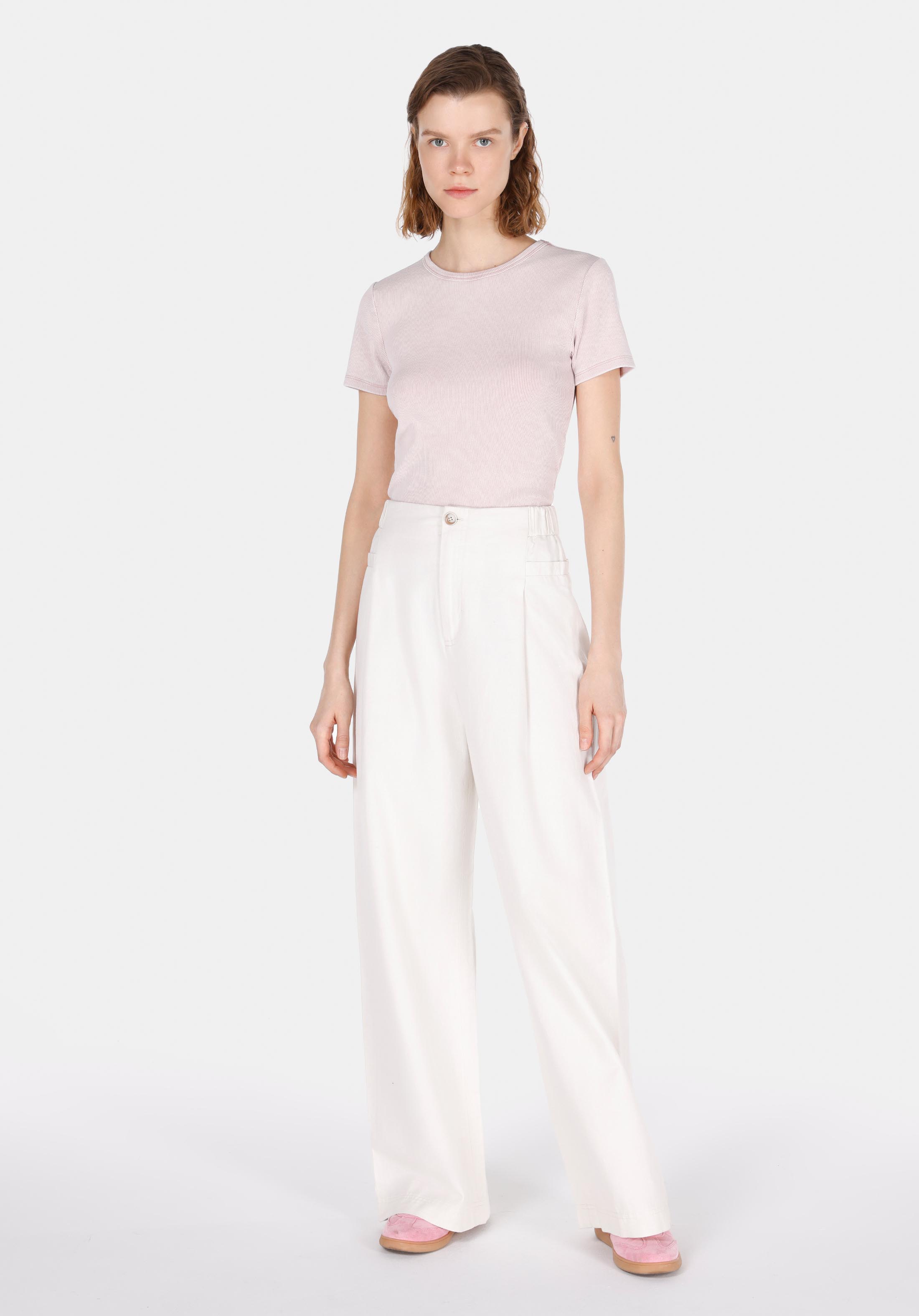 Slim Fit   Kadın Pembe Kısa Kol Tişört