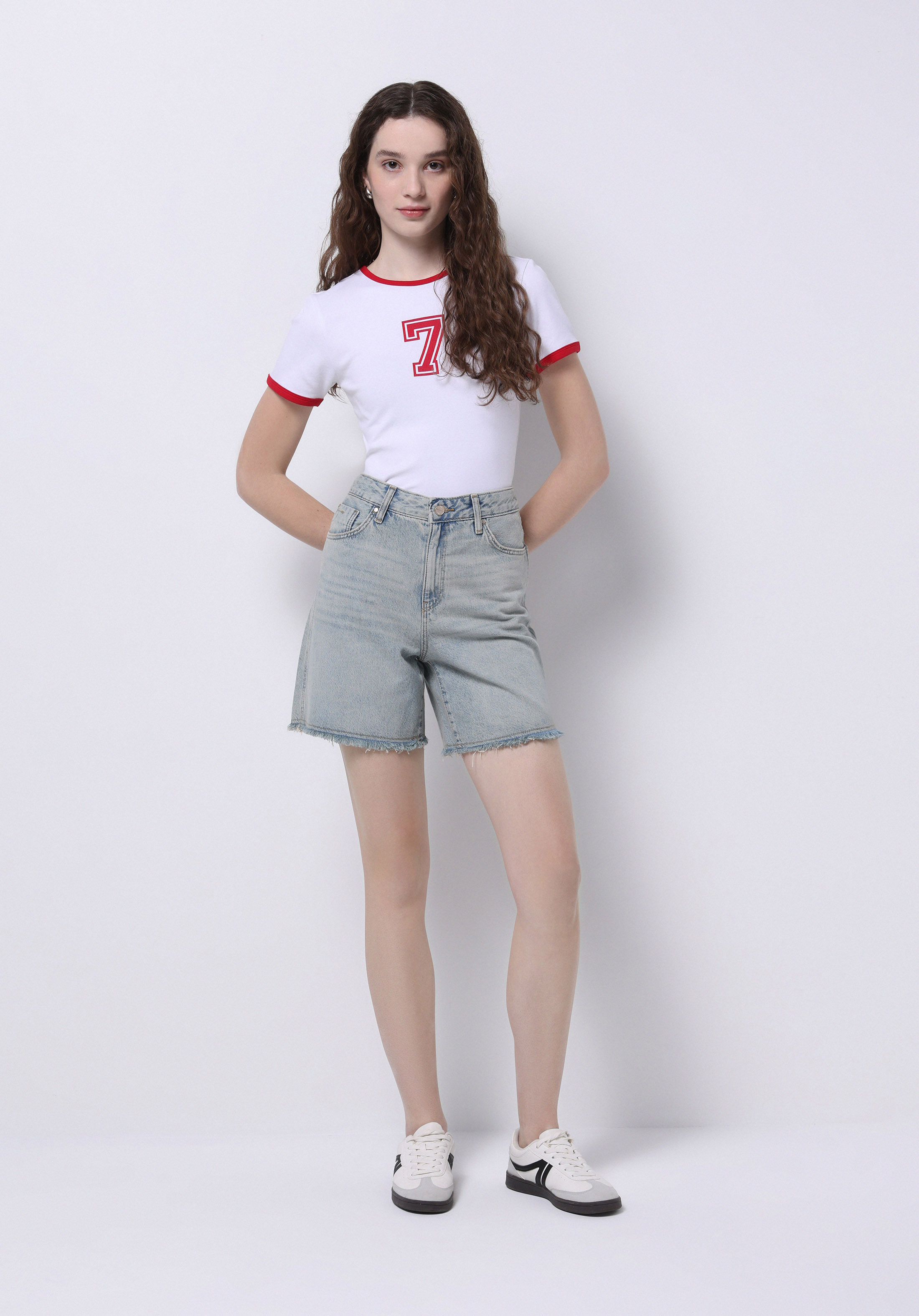 Regular Fit Yüksel Bel Düz Kadın İndigo Jean Şort