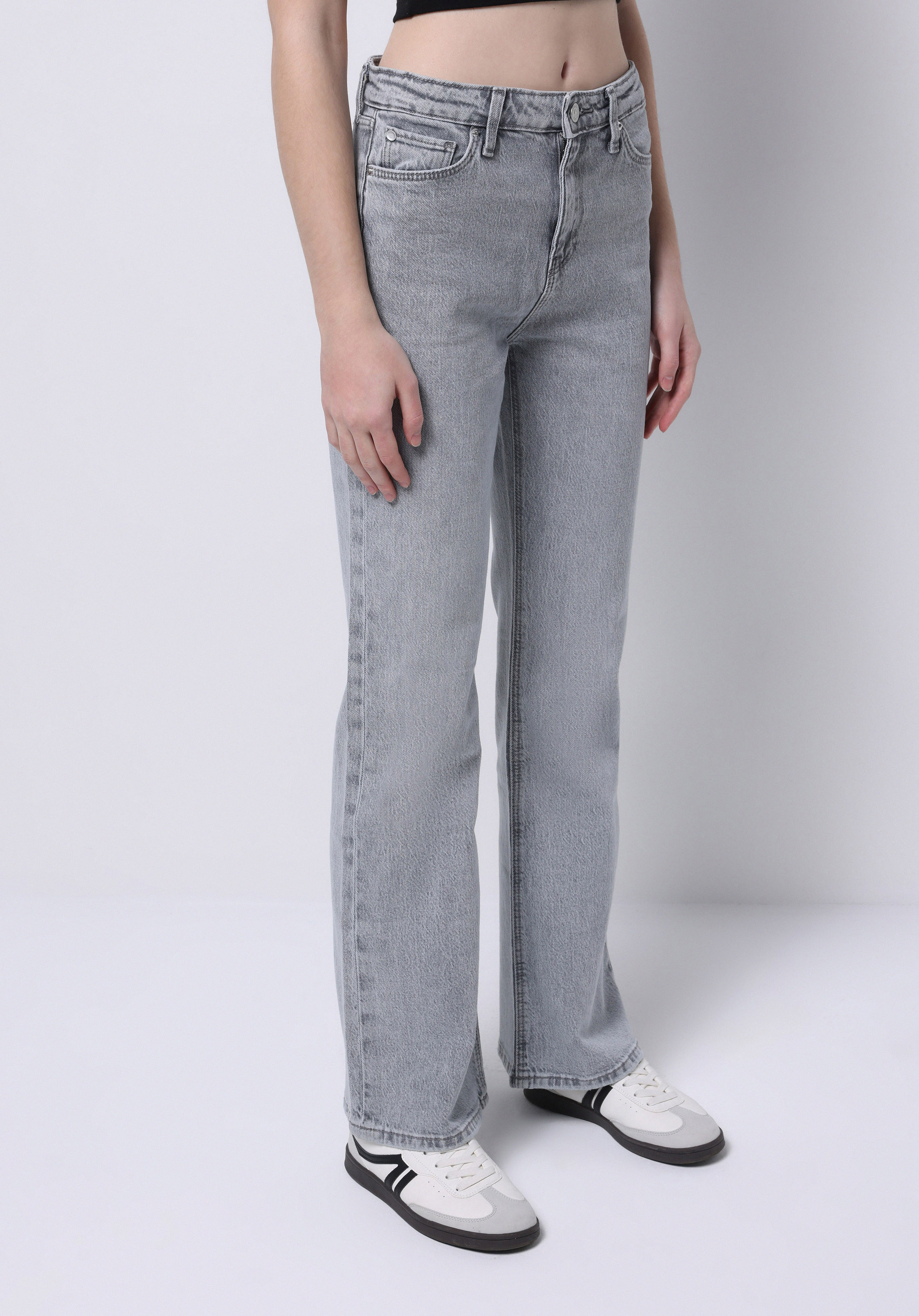 Regular Fit   Kadın Gri Jean Pantolon