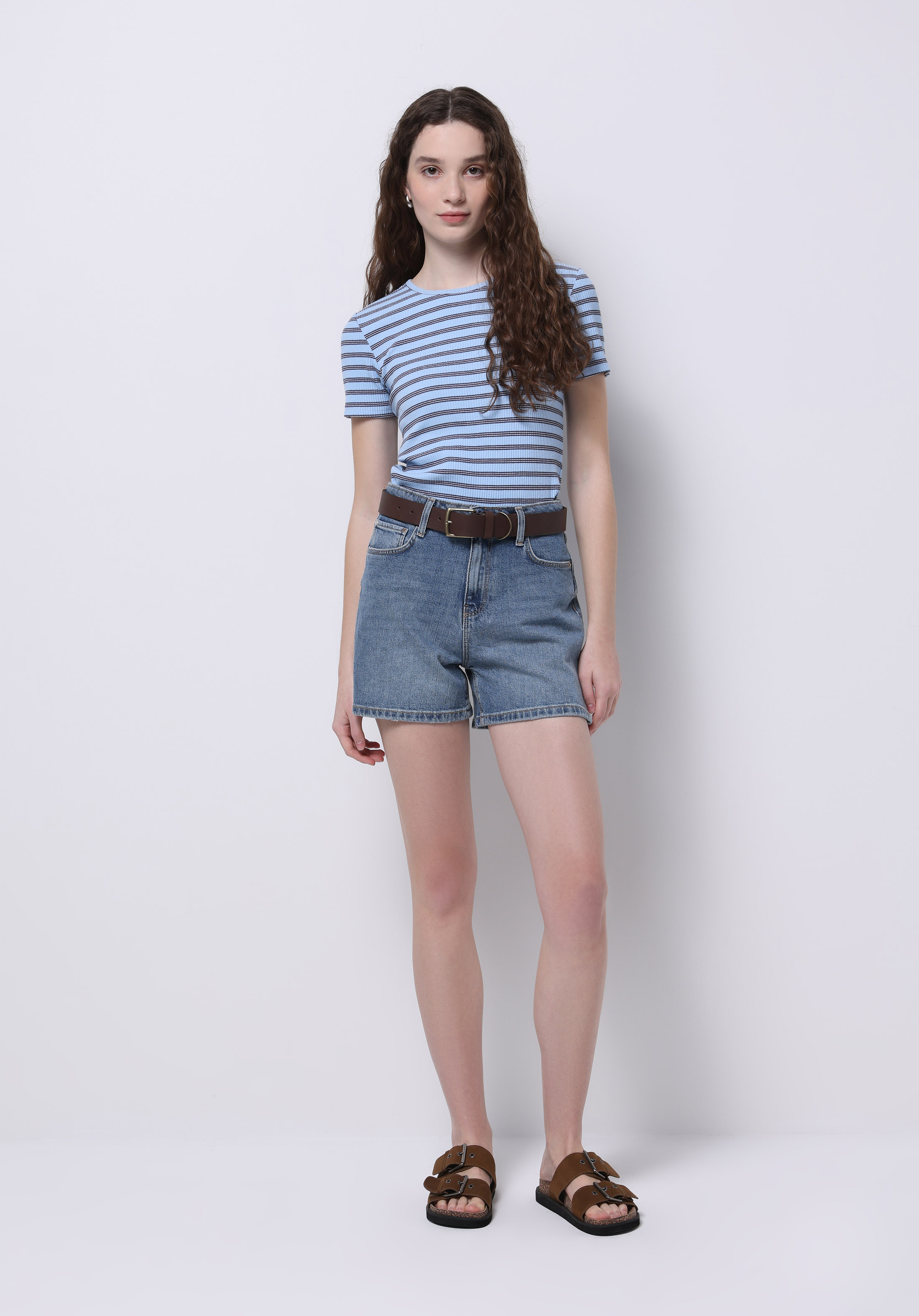 Regular Fit Yüksel Bel Düz Kadın Denim Jean Şort