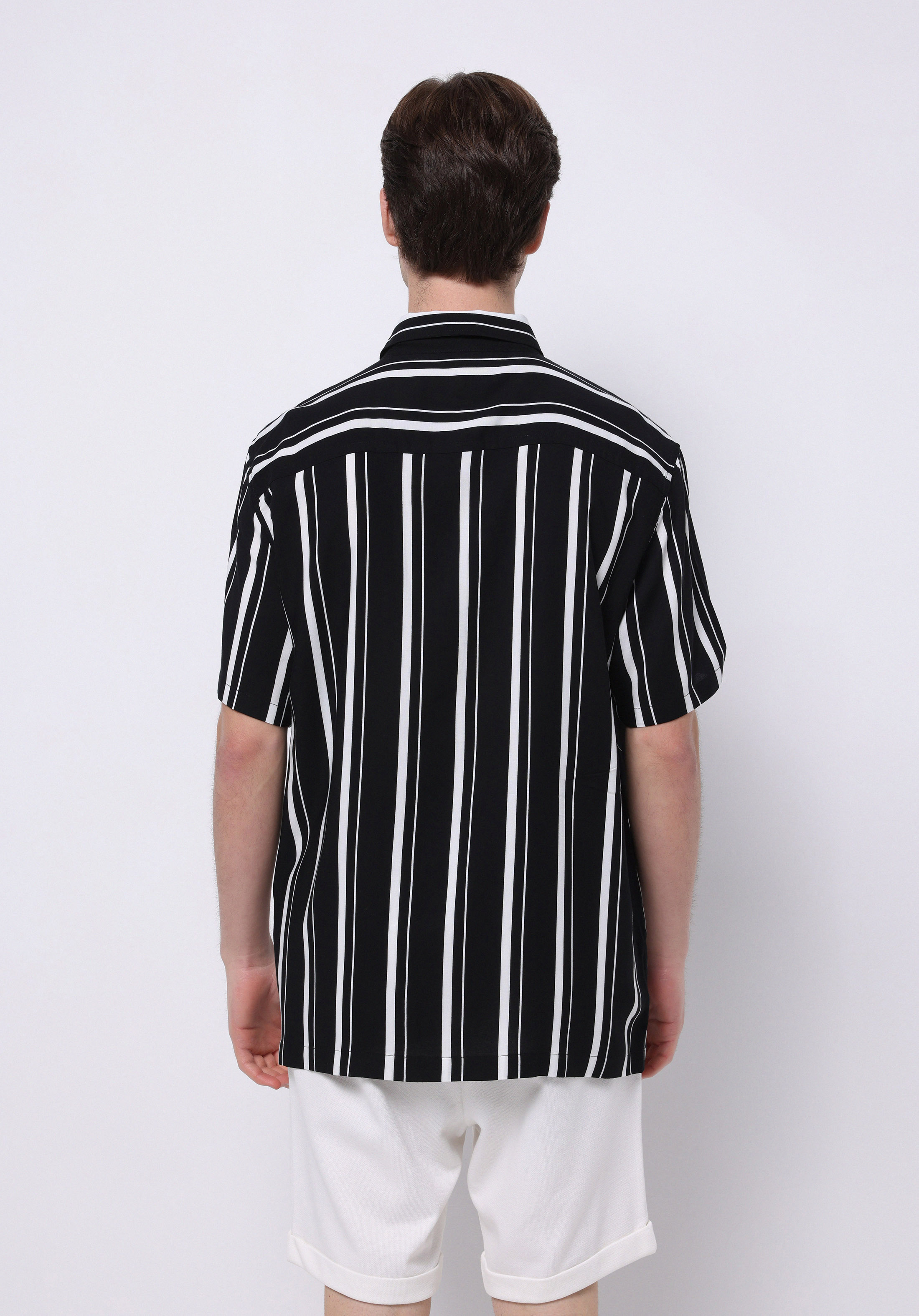 Regular Fit Shirt Neck Çizgili Erkek Siyah Kısa Kol Gömlek
