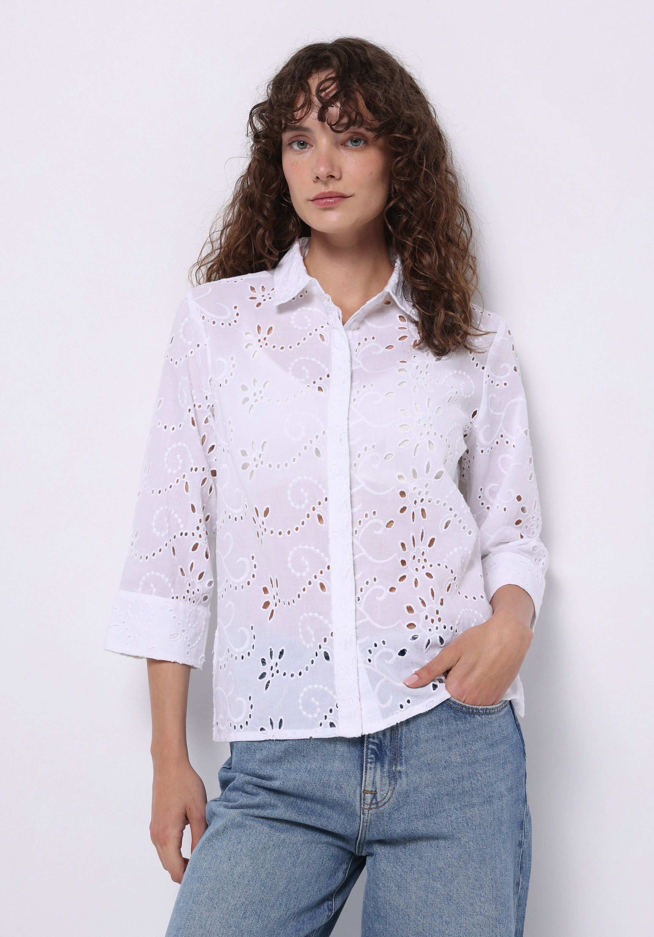 Regular Fit Shirt Neck Nakışlı Kadın Beyaz Uzun Kol Gömlek