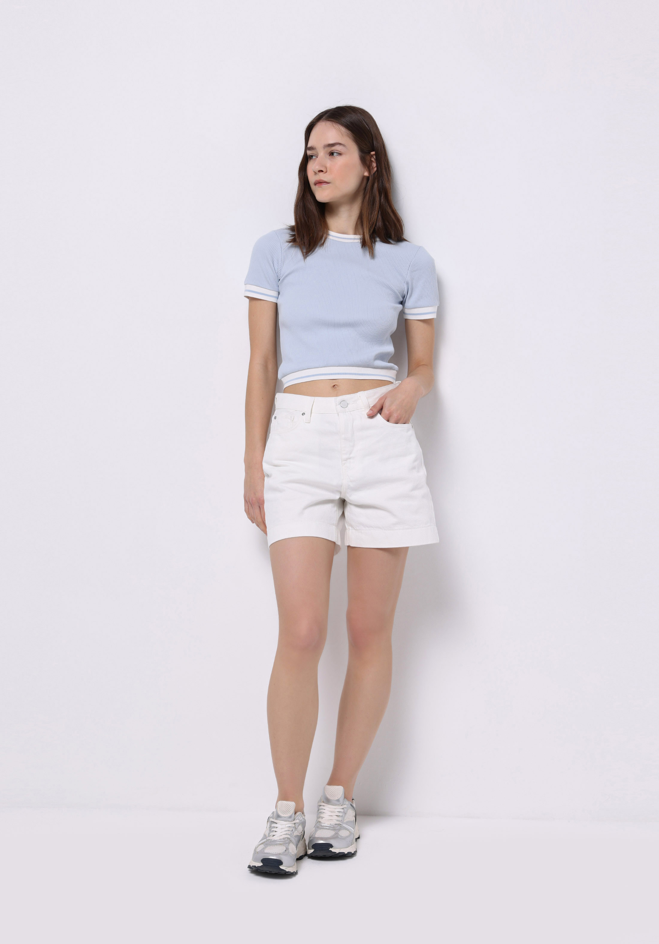 Slim Fit Yuvarlak Yaka Düz Kadın Mavi Kısa Kol Tişört