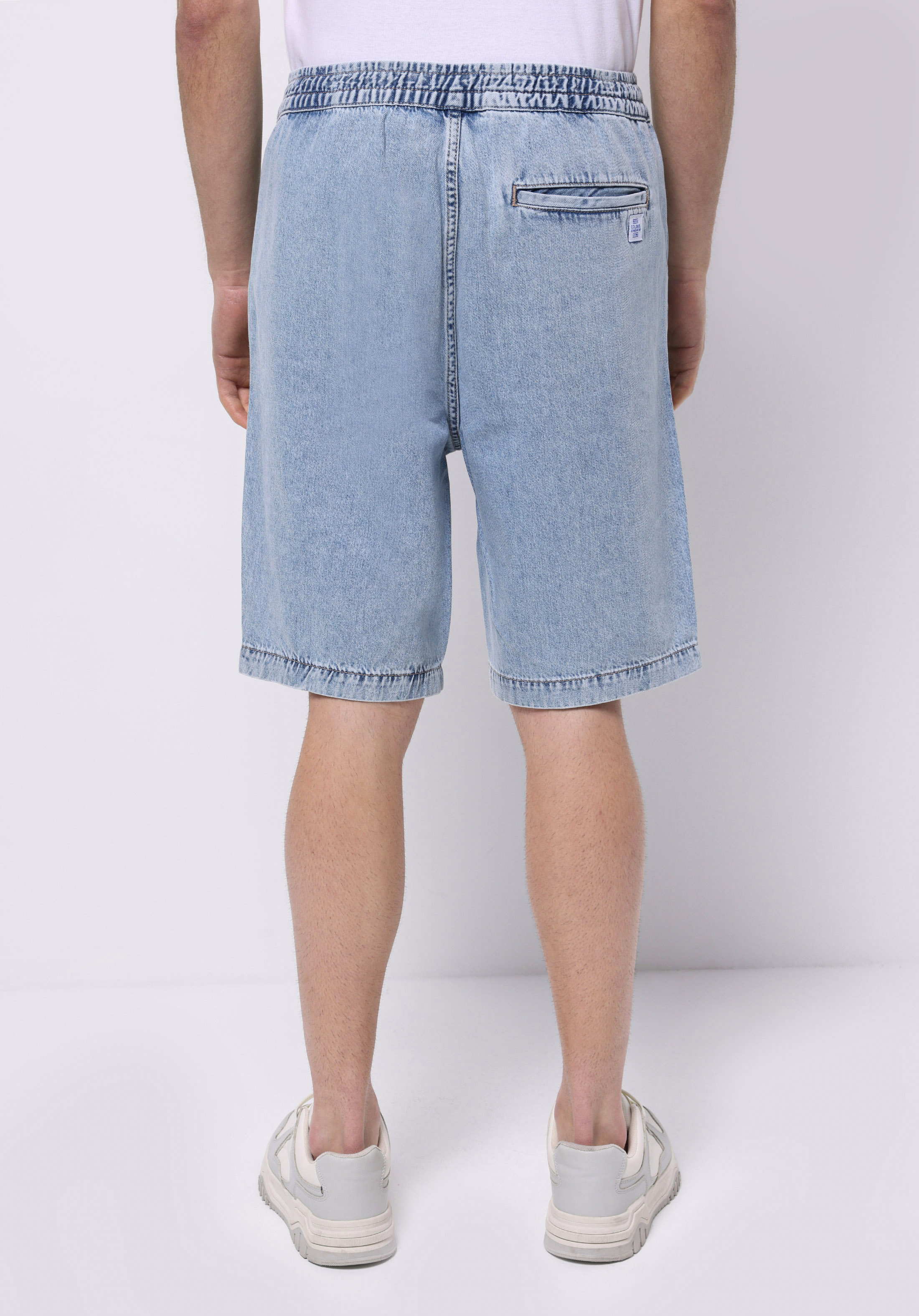 Regular Fit Orta Bel Düz Erkek İndigo Jean Şort