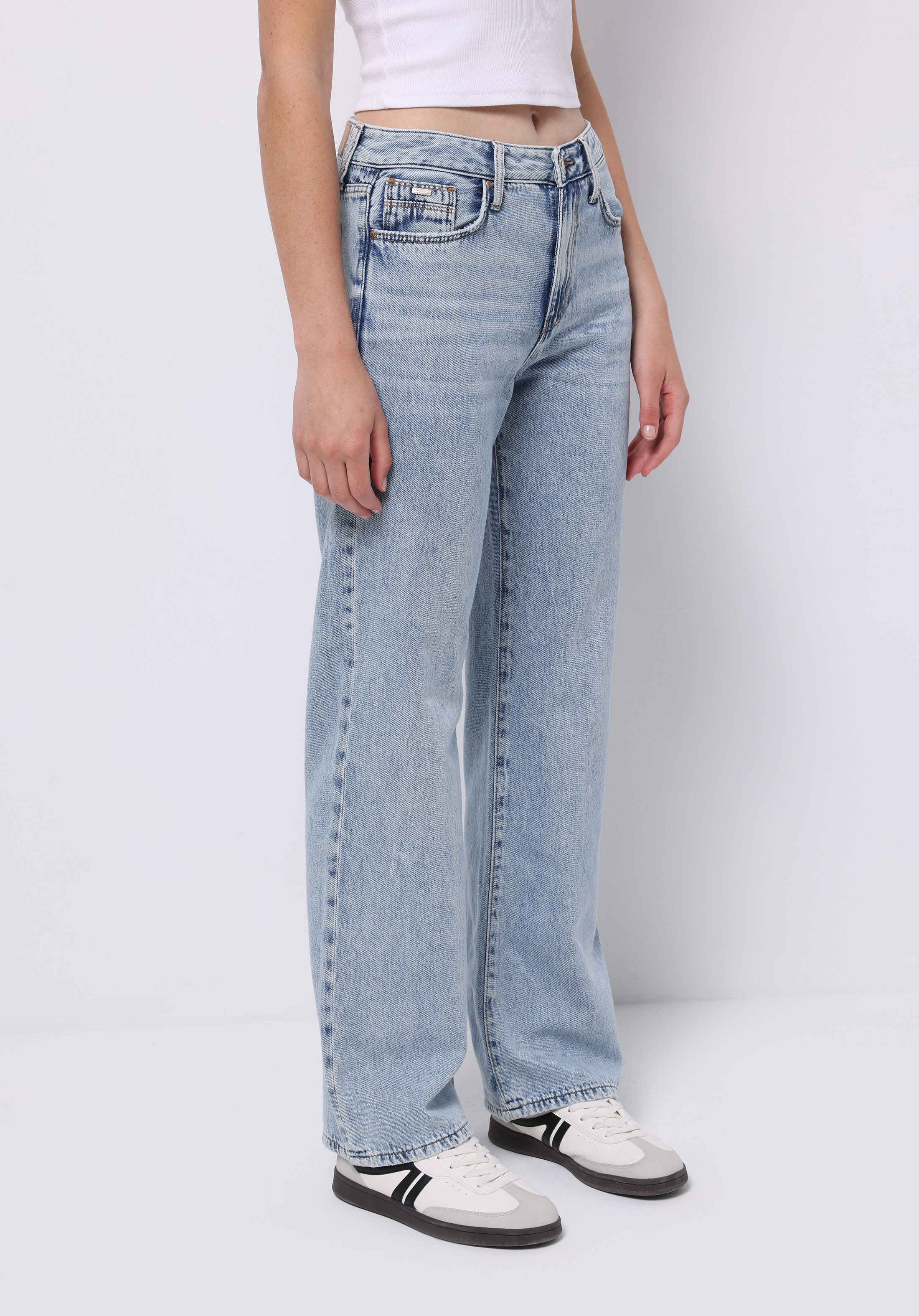 Straight Fit Orta Bel Düz Paça Kadın İndigo Jean Pantolon