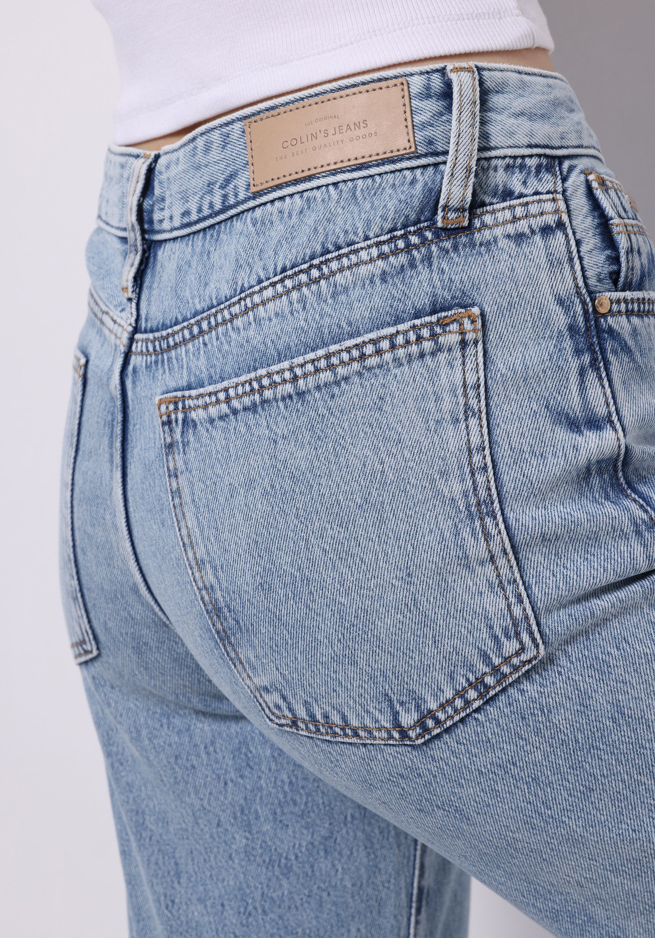 Straight Fit Orta Bel Düz Paça Kadın İndigo Jean Pantolon