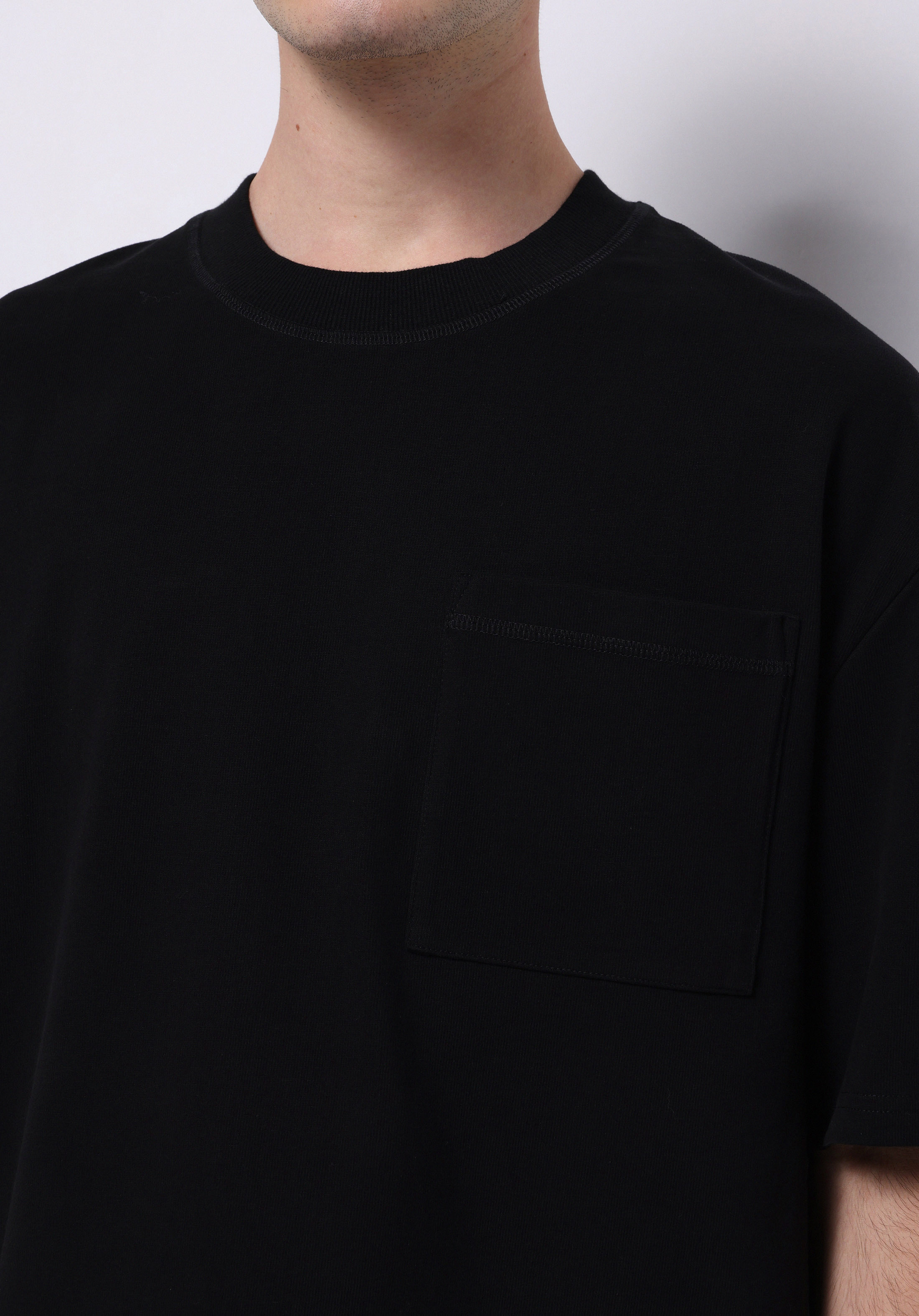 Oversize Fit Yuvarlak Yaka Düz Erkek Siyah Kısa Kol Tişört