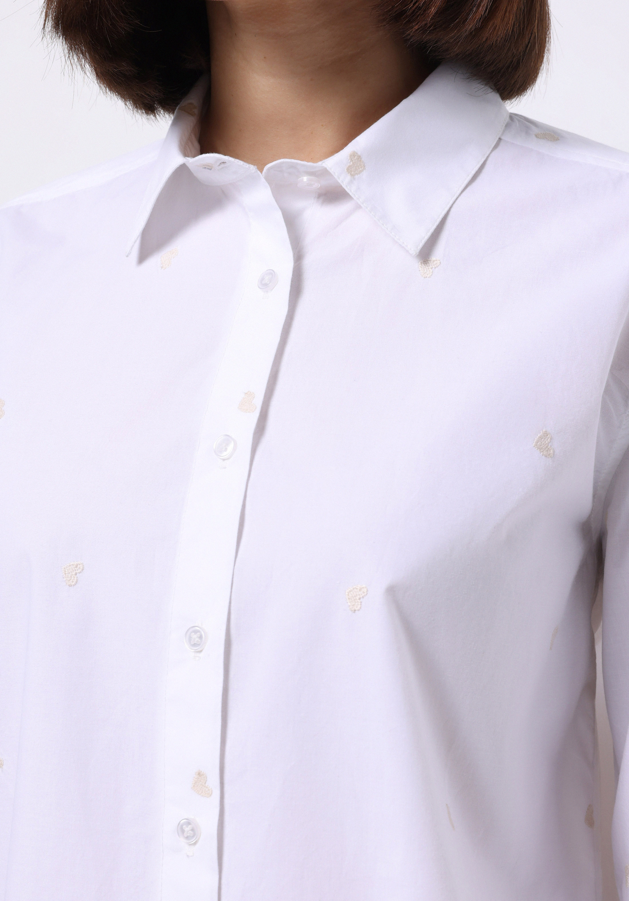 Regular Fit Shirt Neck Nakışlı Kadın Beyaz Uzun Kol Gömlek