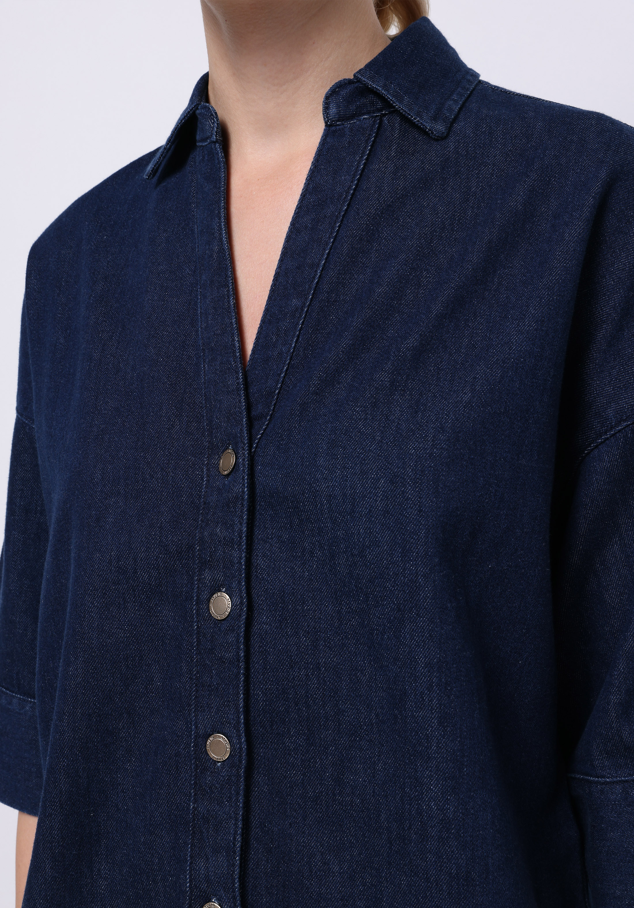 Oversize Fit Klasik Bedenli Düz Kadın Siyah Uzun Kol Gömlek