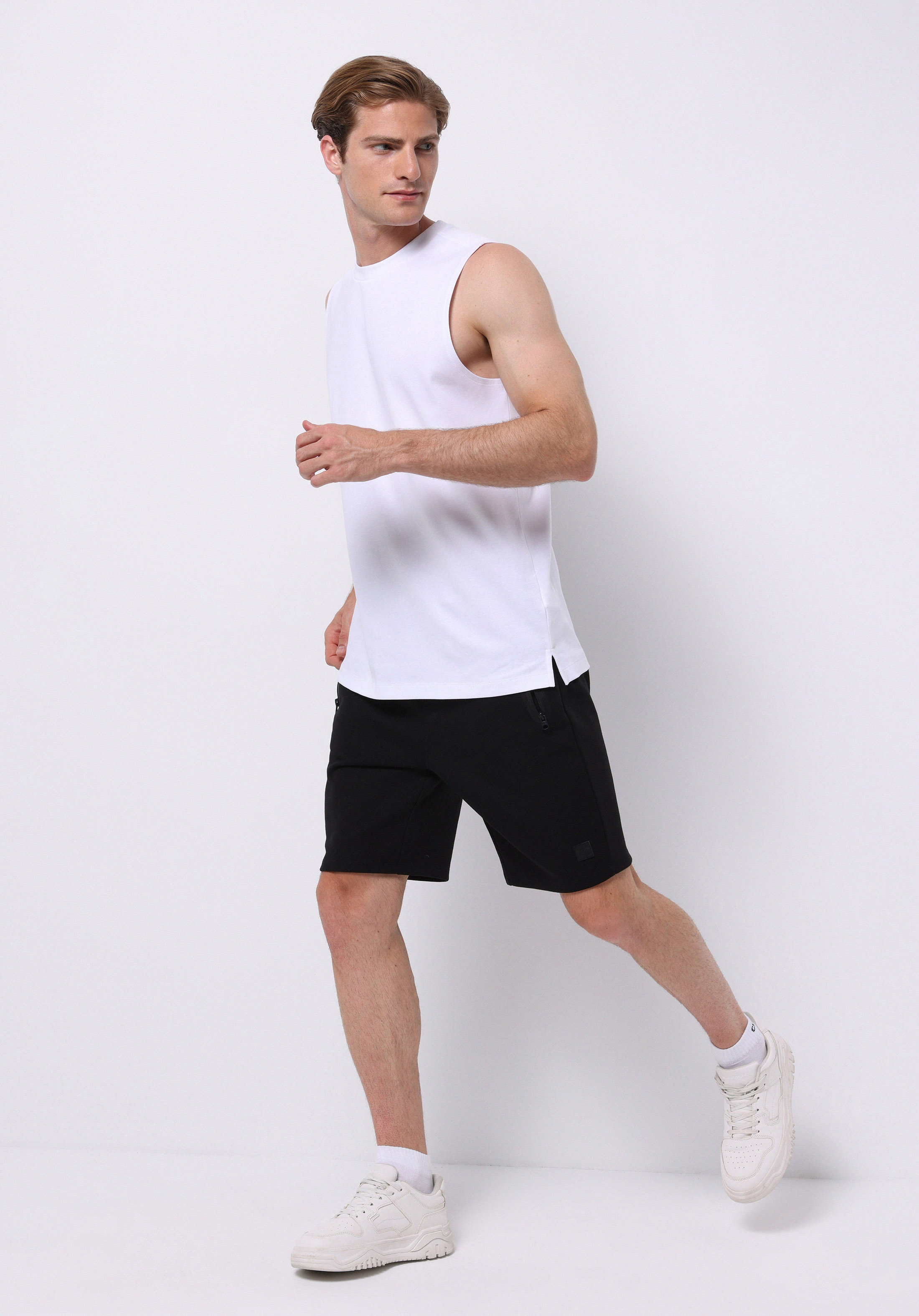Regular Fit Orta Bel Düz Erkek Siyah Şort