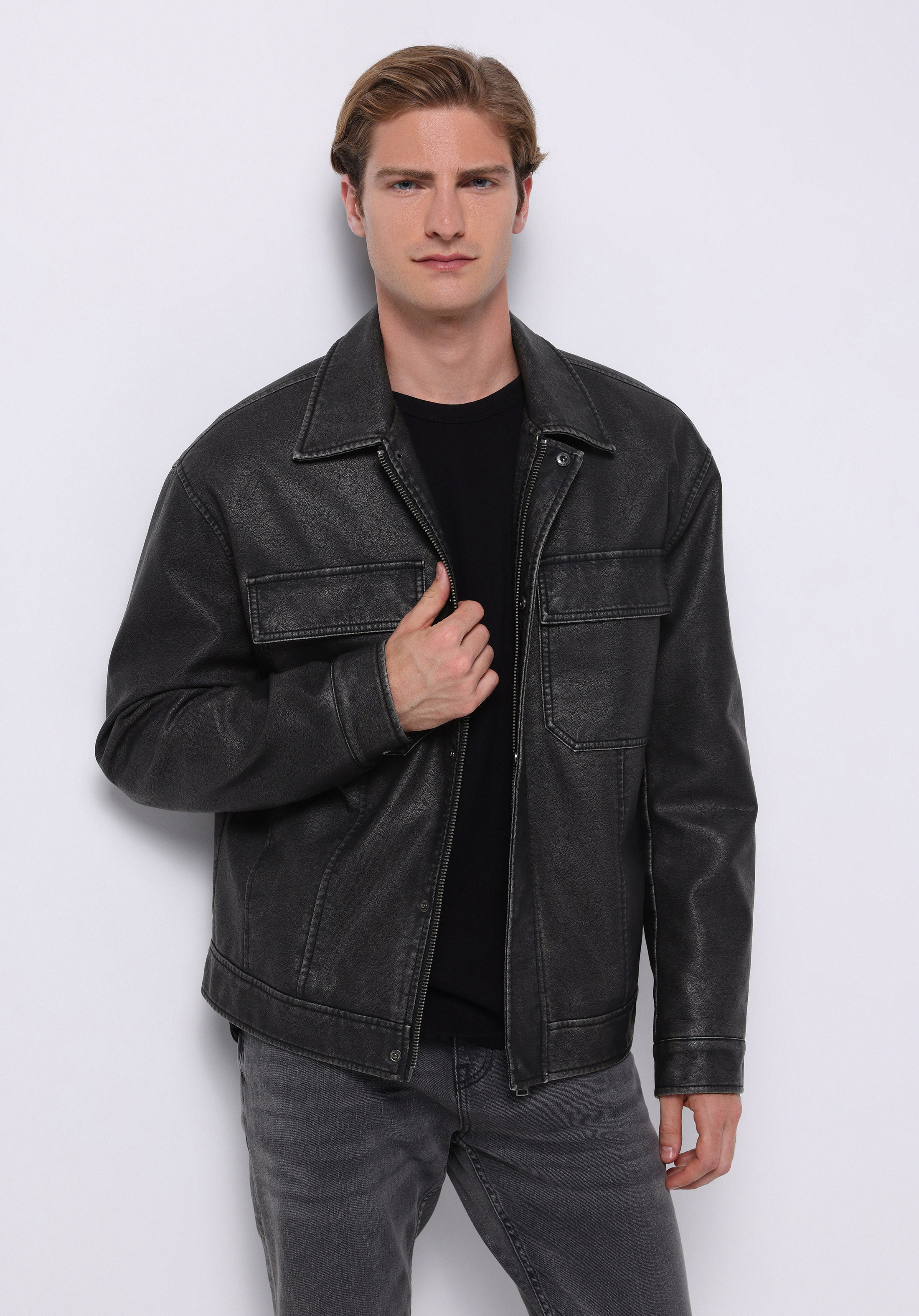 Slim Fit     Erkek Siyah Mont Pu