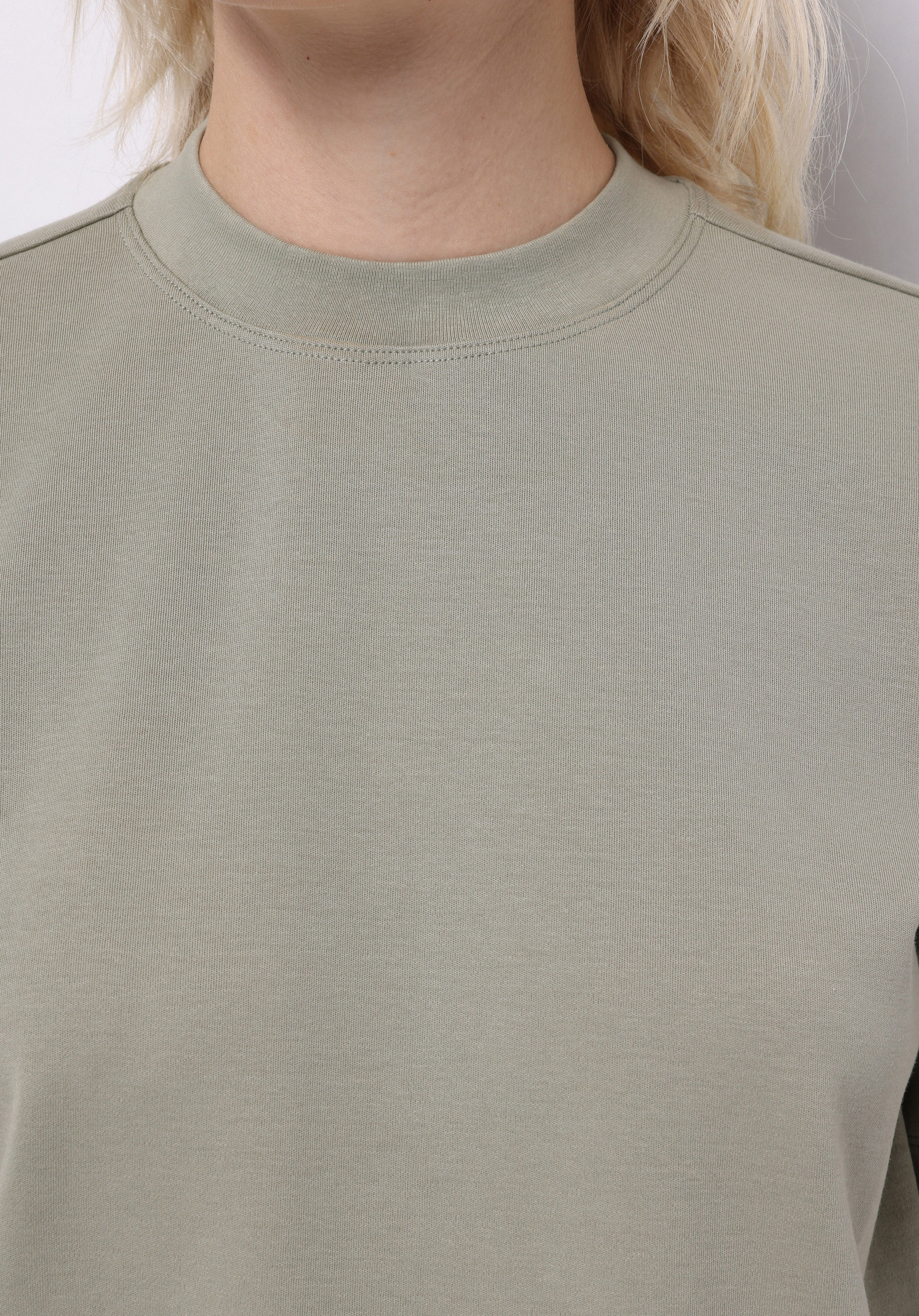 Regular Fit Yuvarlak Yaka Düz Kadın Yeşil Kısa Kol Tişört