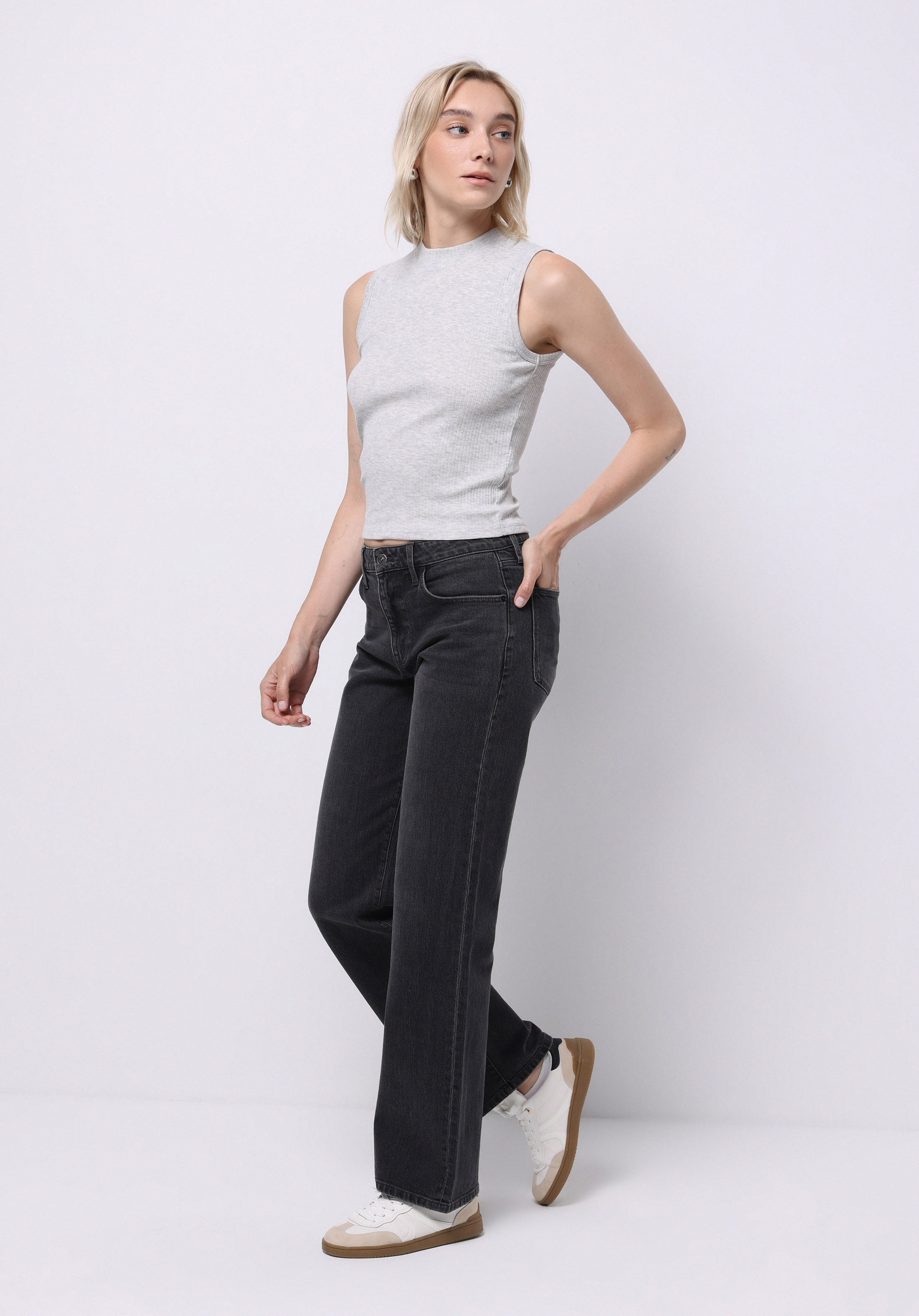 Straight Fit Orta Bel Tam Boy Paça Kadın Siyah Jean Pantolon