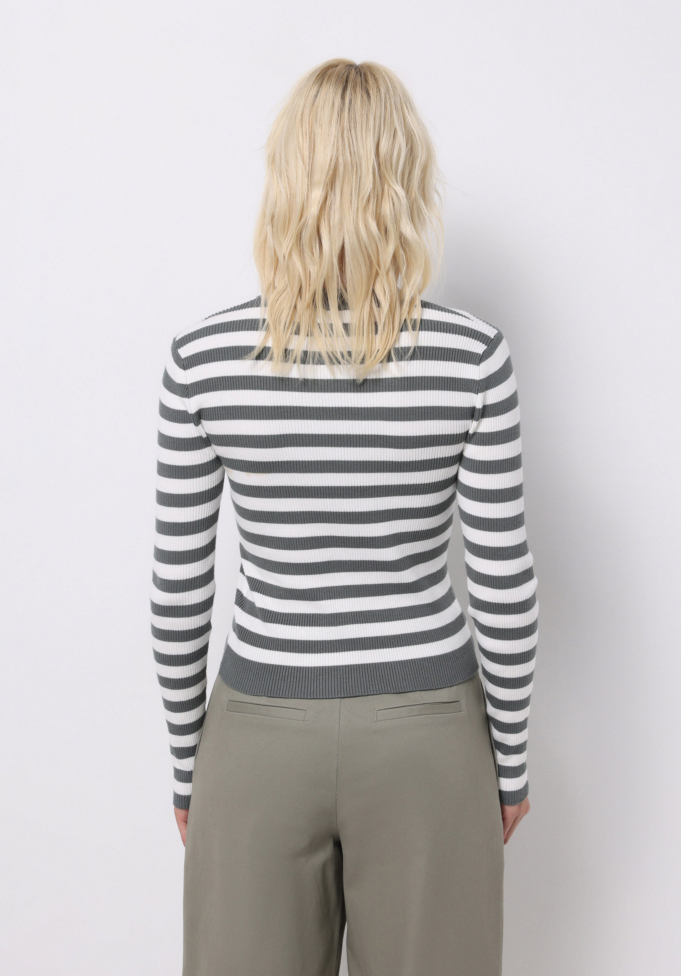 Slim Fit Yuvarlak Yaka Çizgili Kadın Yeşil Kazak