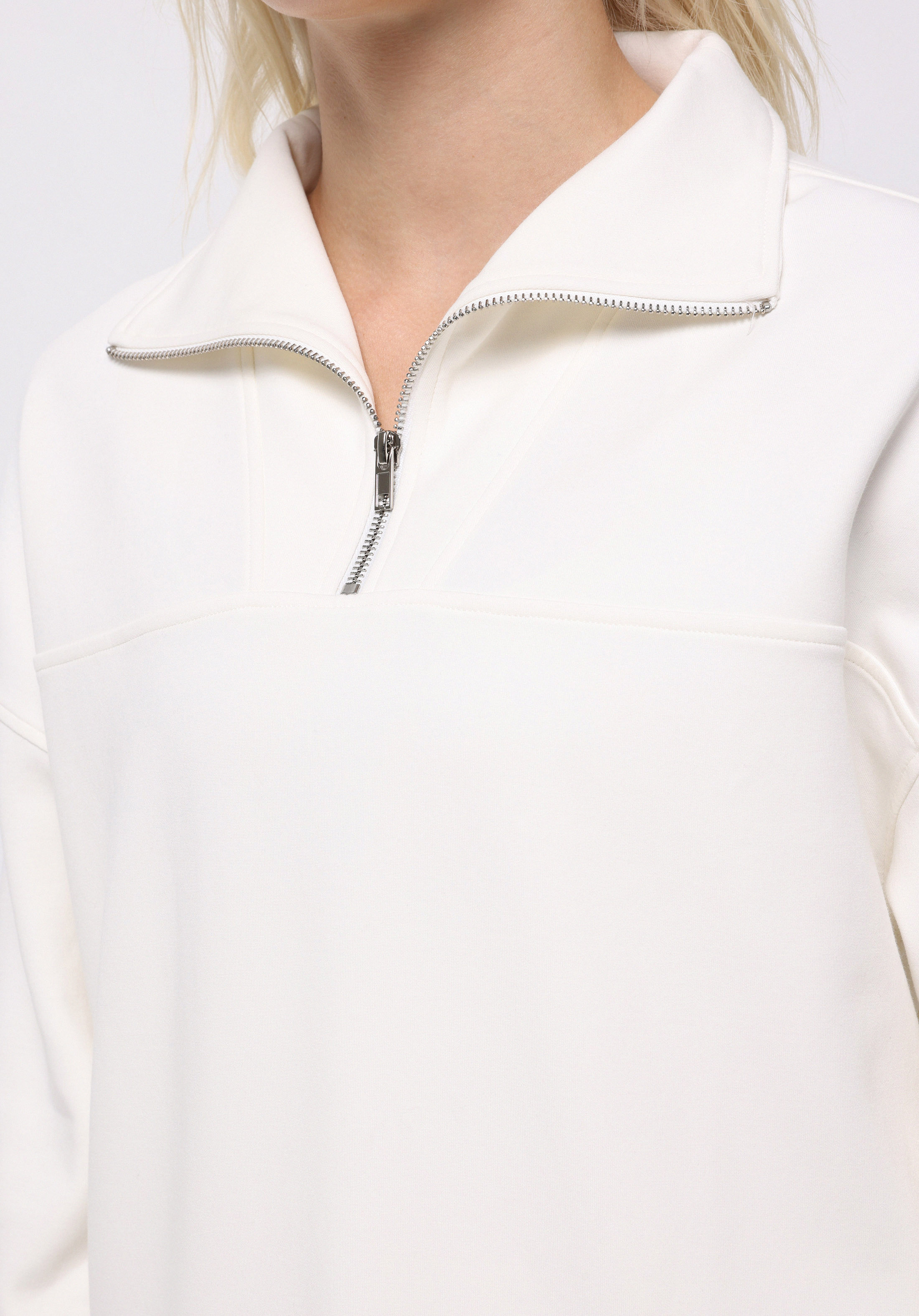 Regular Fit Fermuarlı Düz Kadın Beyaz Sweatshirt