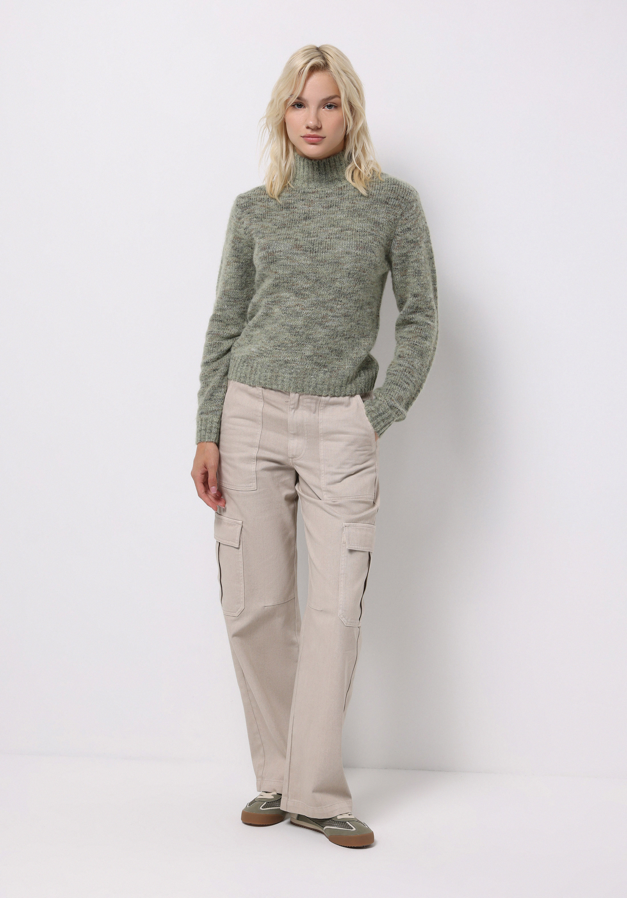 Slim Fit Dik Yaka Düz Kadın Yeşil Kazak