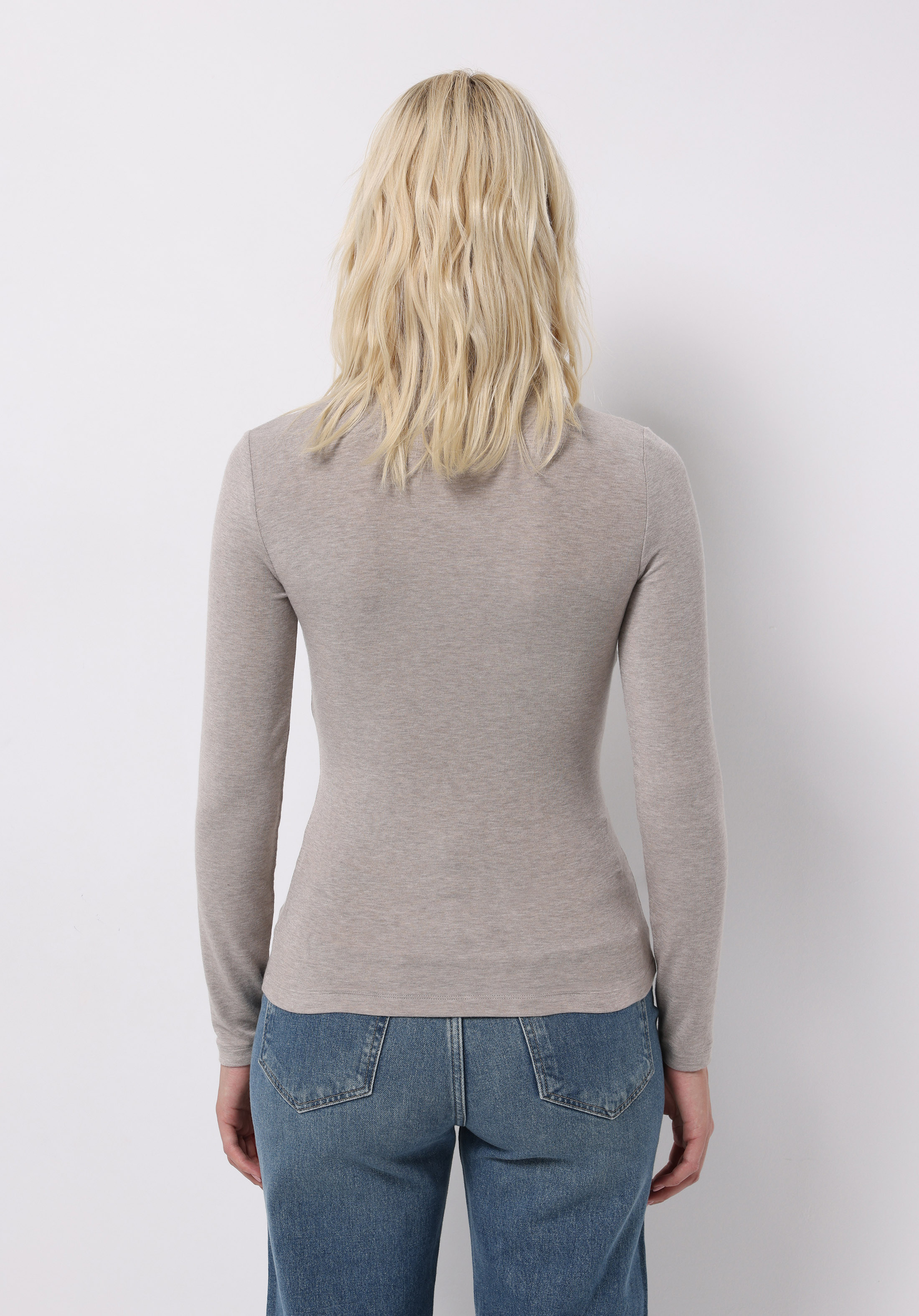 Slim Fit Balıkçı Yaka Düz Kadın Bej Uzun Kol Tişört