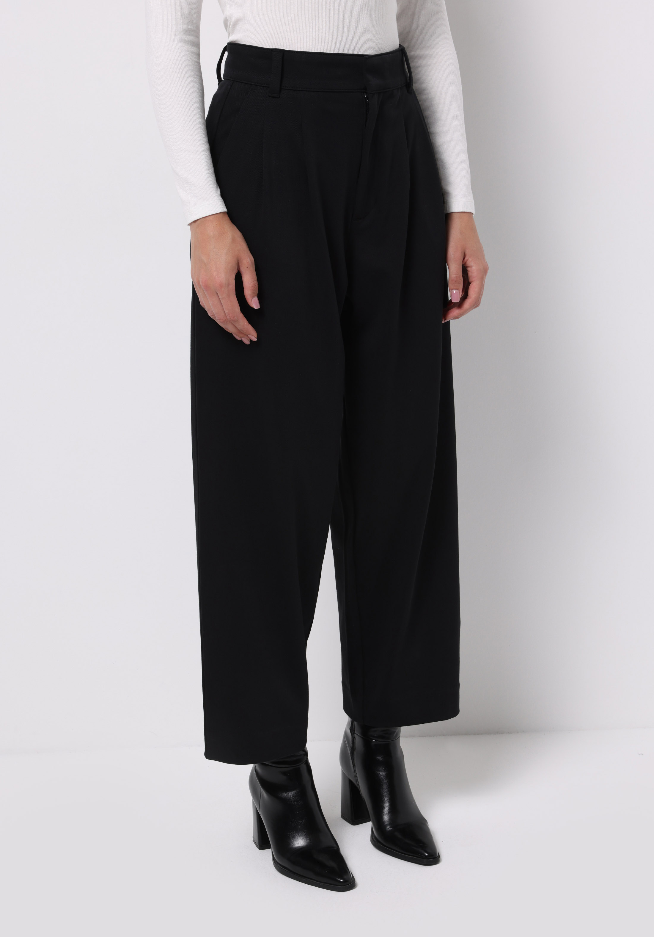 Regular Fit Yüksel Bel Düz Paça Kadın Siyah  Pantolon