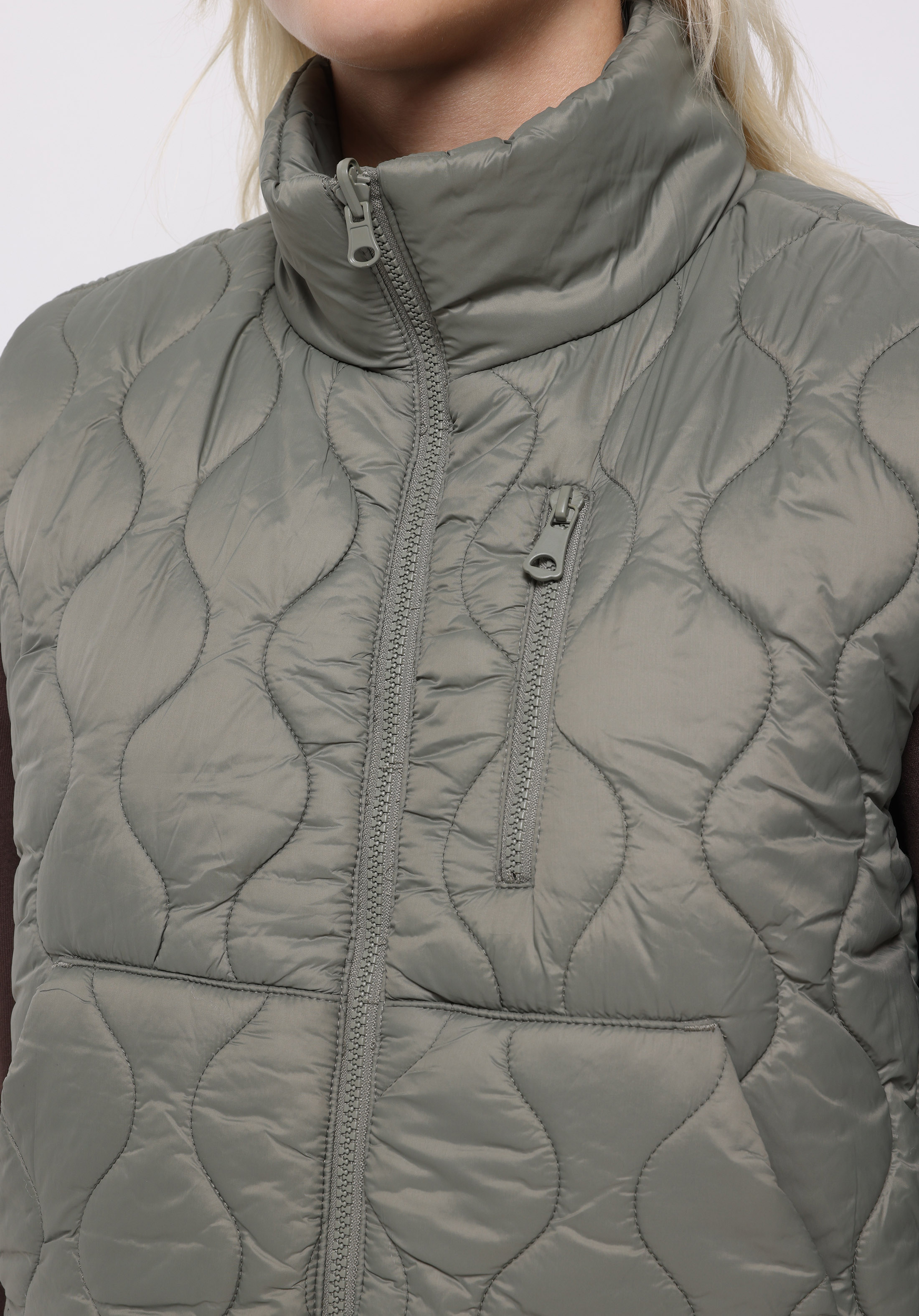 Regular Fit Dik Yaka Fermuarlı Astarlı Çift Yönlü Kadın Yeşil Yelek