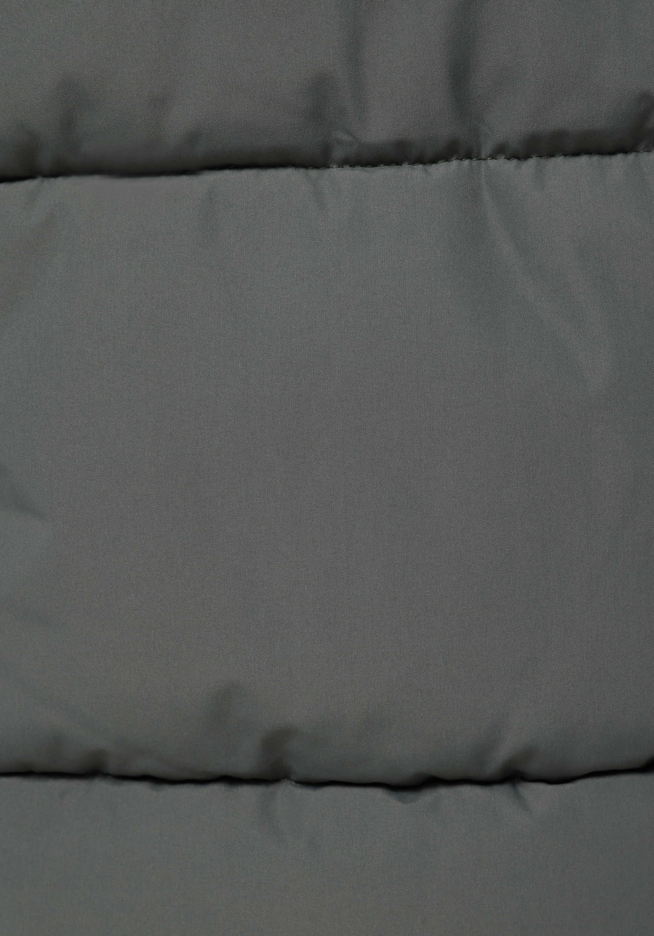 Regular Fit Kapüşonlu Fermuarlı Astarlı Çıkarılabilir Kapüşonlu Kadın Yeşil Mont