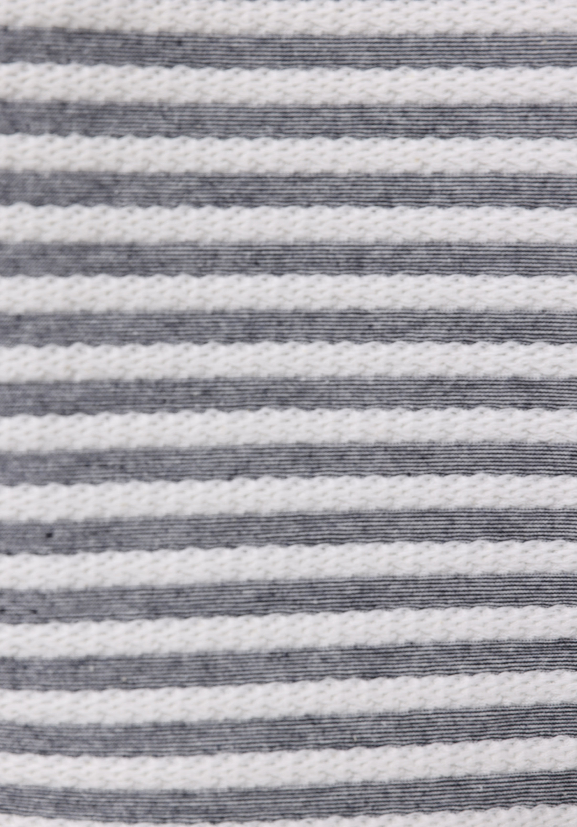 Regular Fit Yuvarlak Yaka Çizgili Kadın Beyaz ¾ Kol Tişört