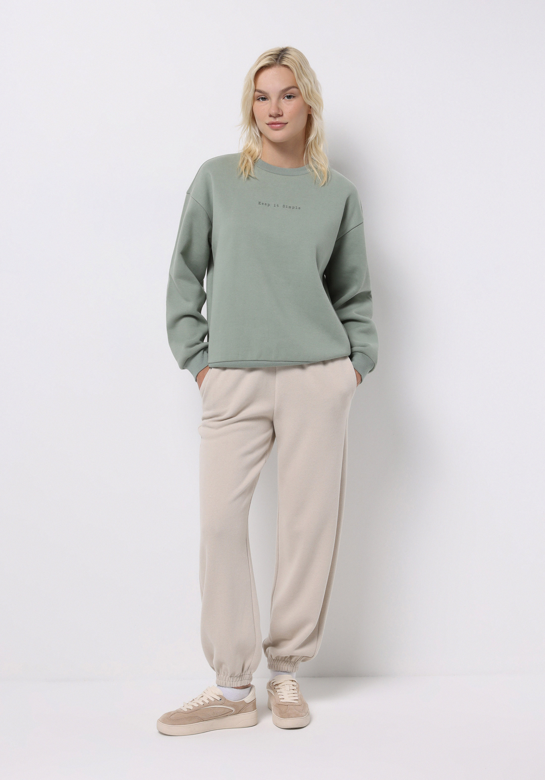 Regular Fit Yuvarlak Yaka Baskılı Kadın Yeşil Sweatshirt