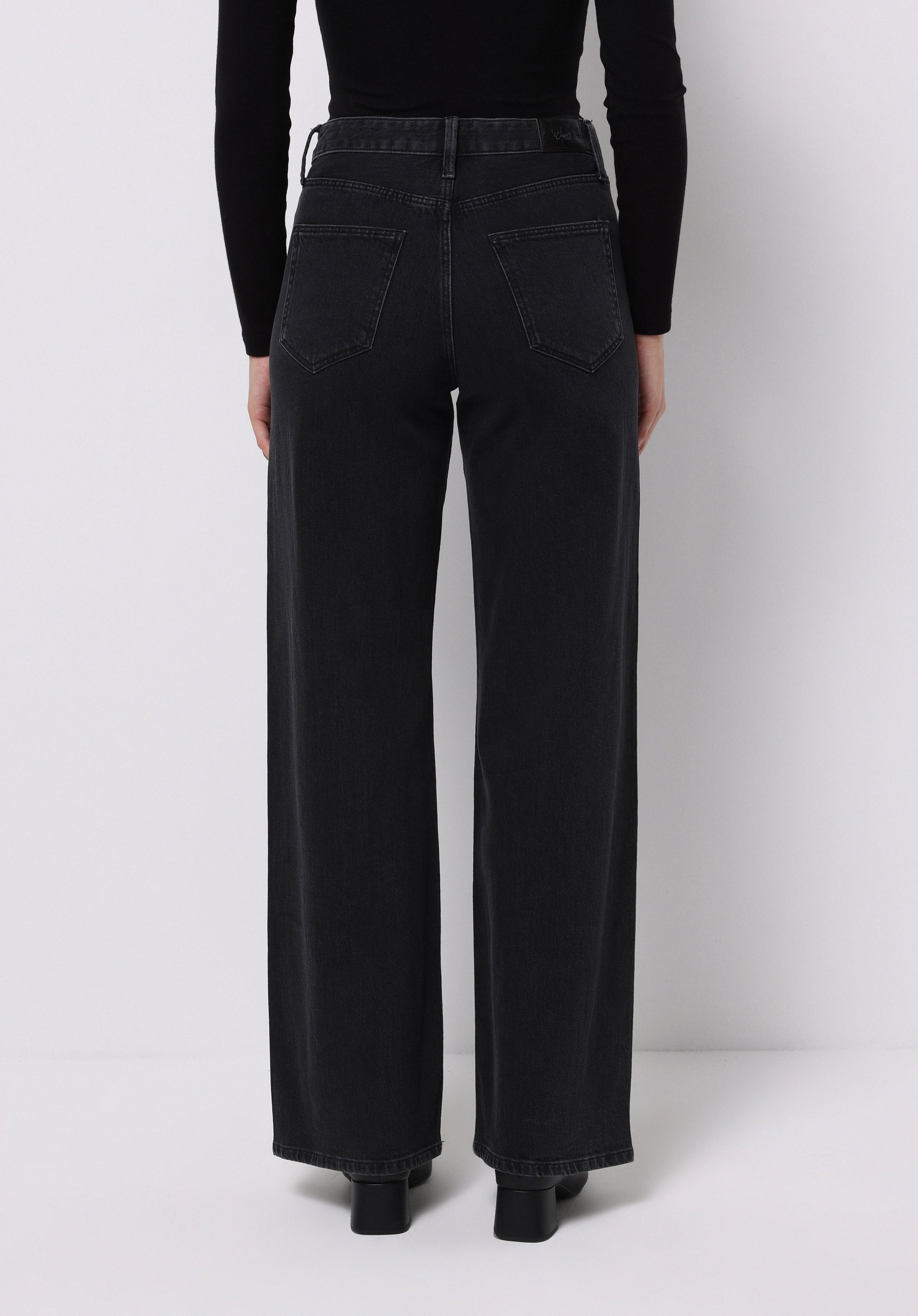 Regular Fit   Kadın Siyah Jean Pantolon