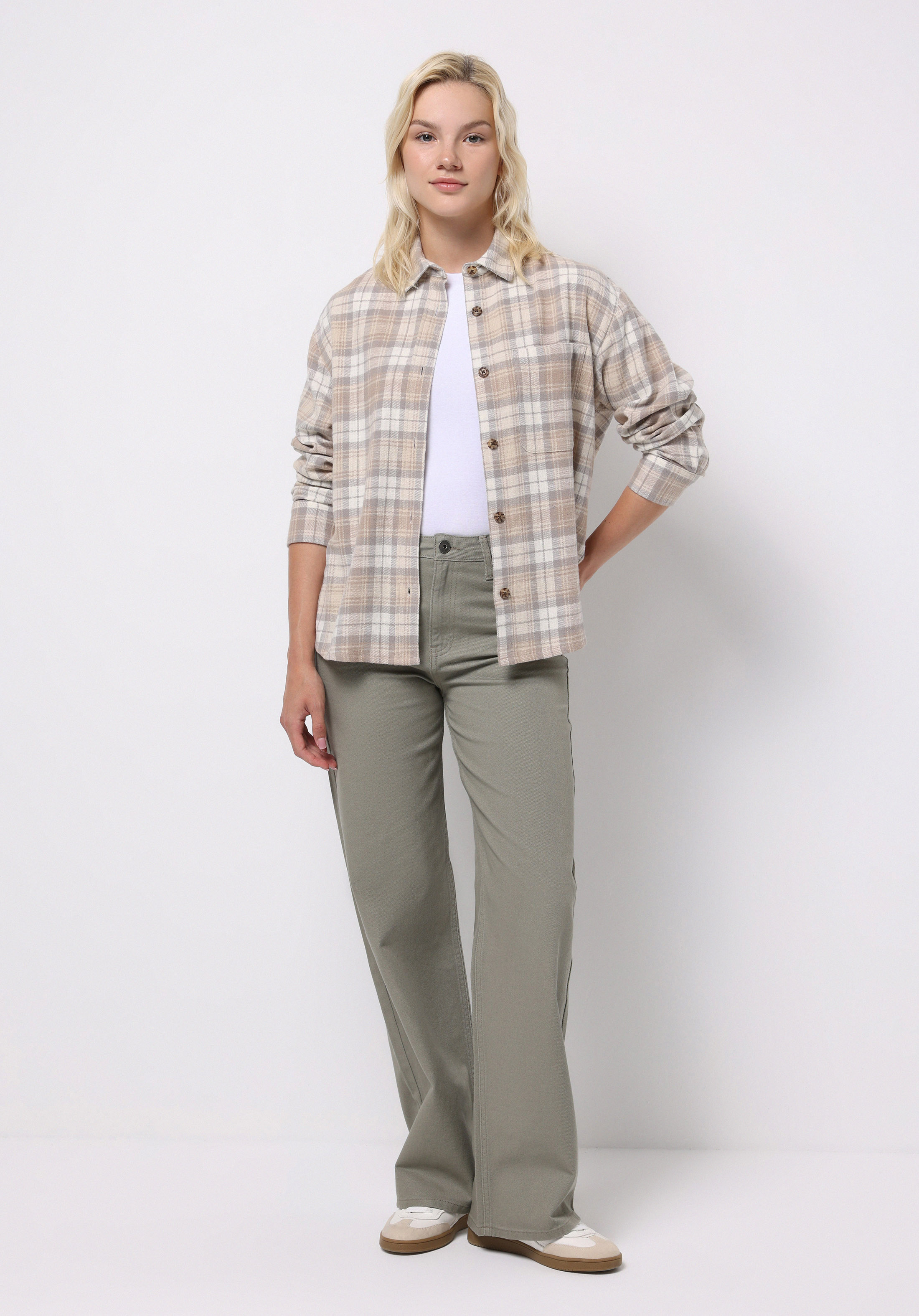 Regular Fit Shirt Neck Ekoseli Kadın Bej Uzun Kol Gömlek