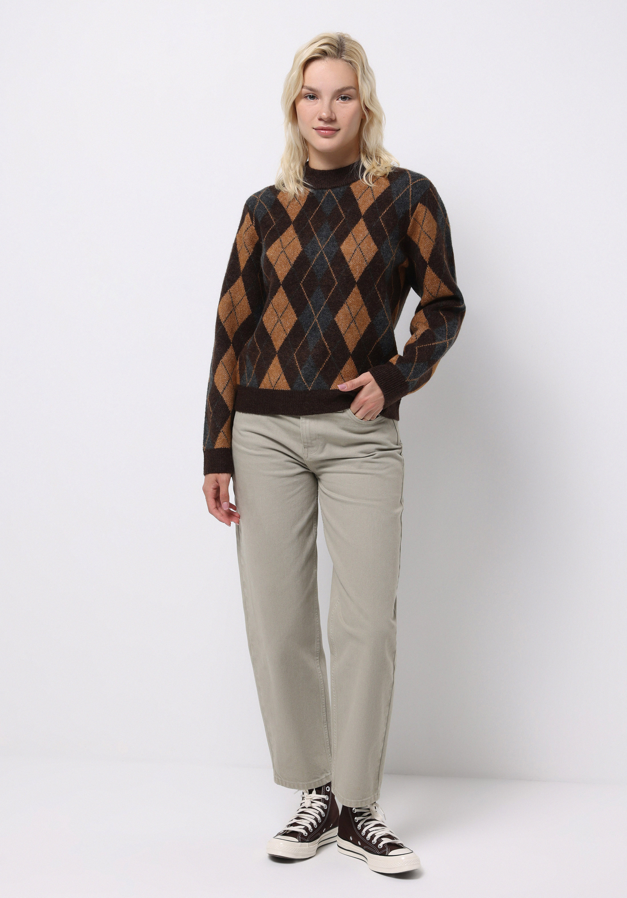 Regular Fit Yuvarlak Yaka Baskılı Kadın Kahverengi Kazak