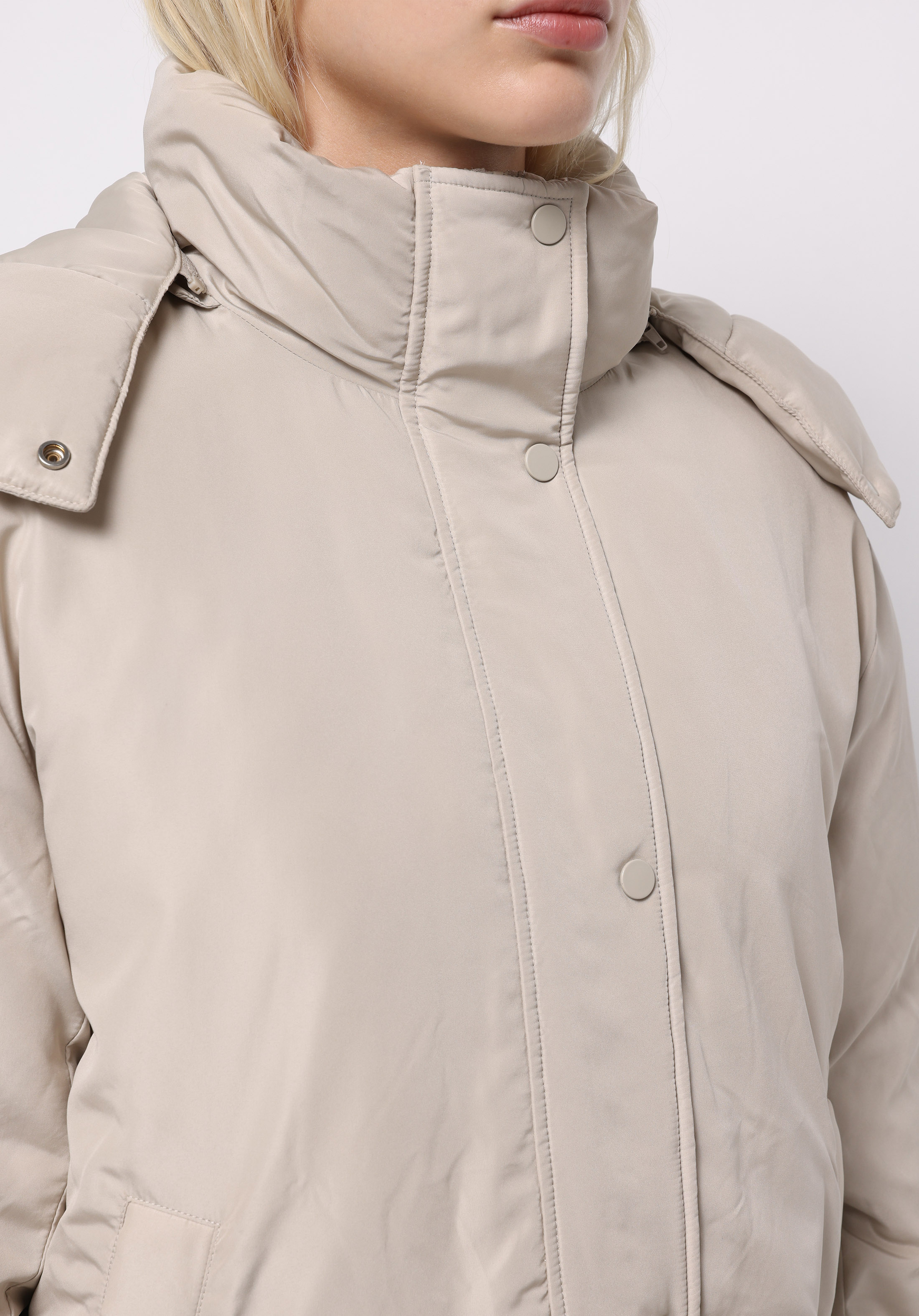 Regular Fit Kapüşonlu Fermuarlı Astarlı Çıkarılabilir Kapüşonlu Kadın Bej Mont