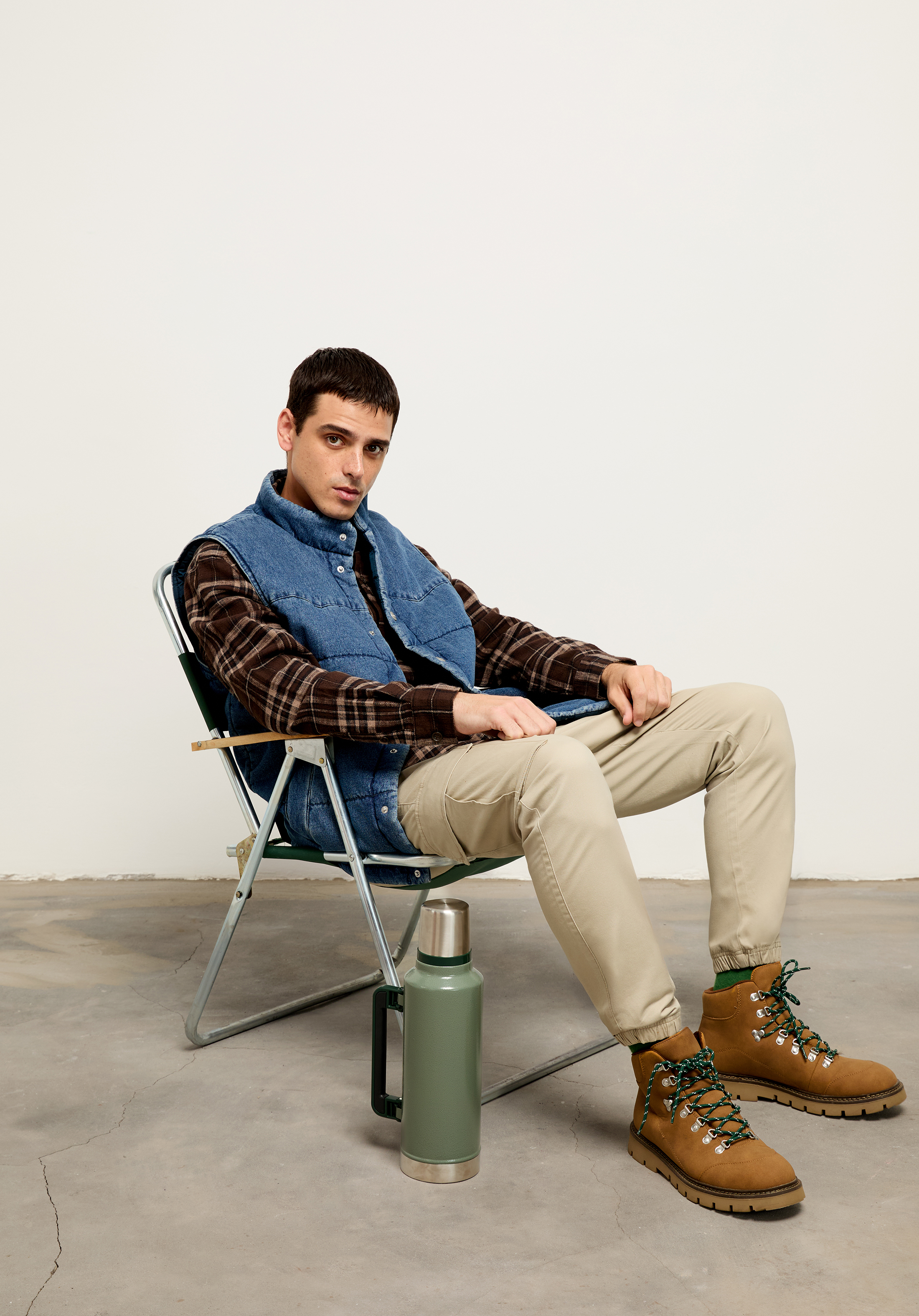 Regular Fit Dik Yaka Çıtçıtlı Astarlı  Erkek Mavi Yelek