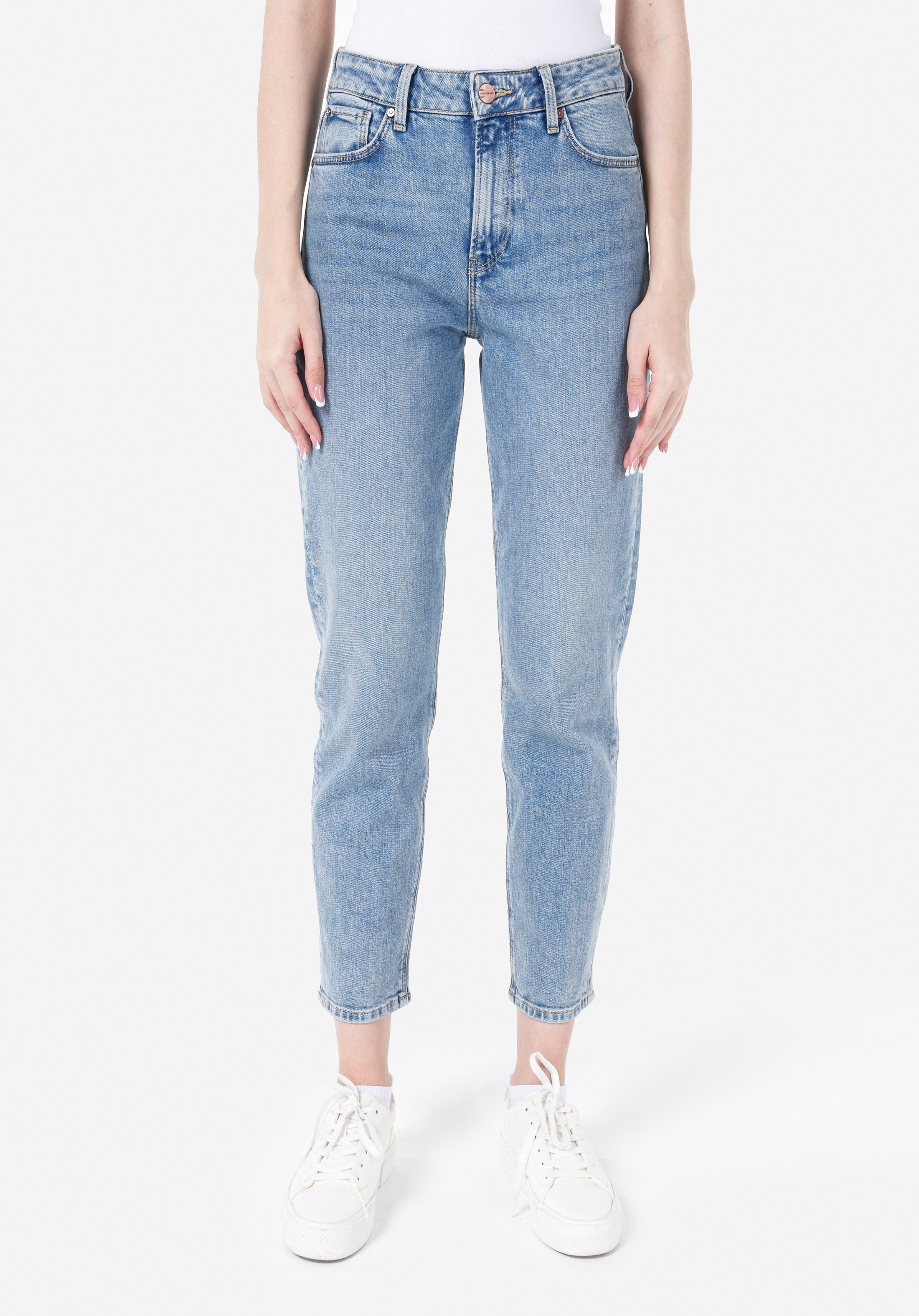 Mom Fit Yüksek Bel Daralan Paça Kadın İndigo Jean Pantolon