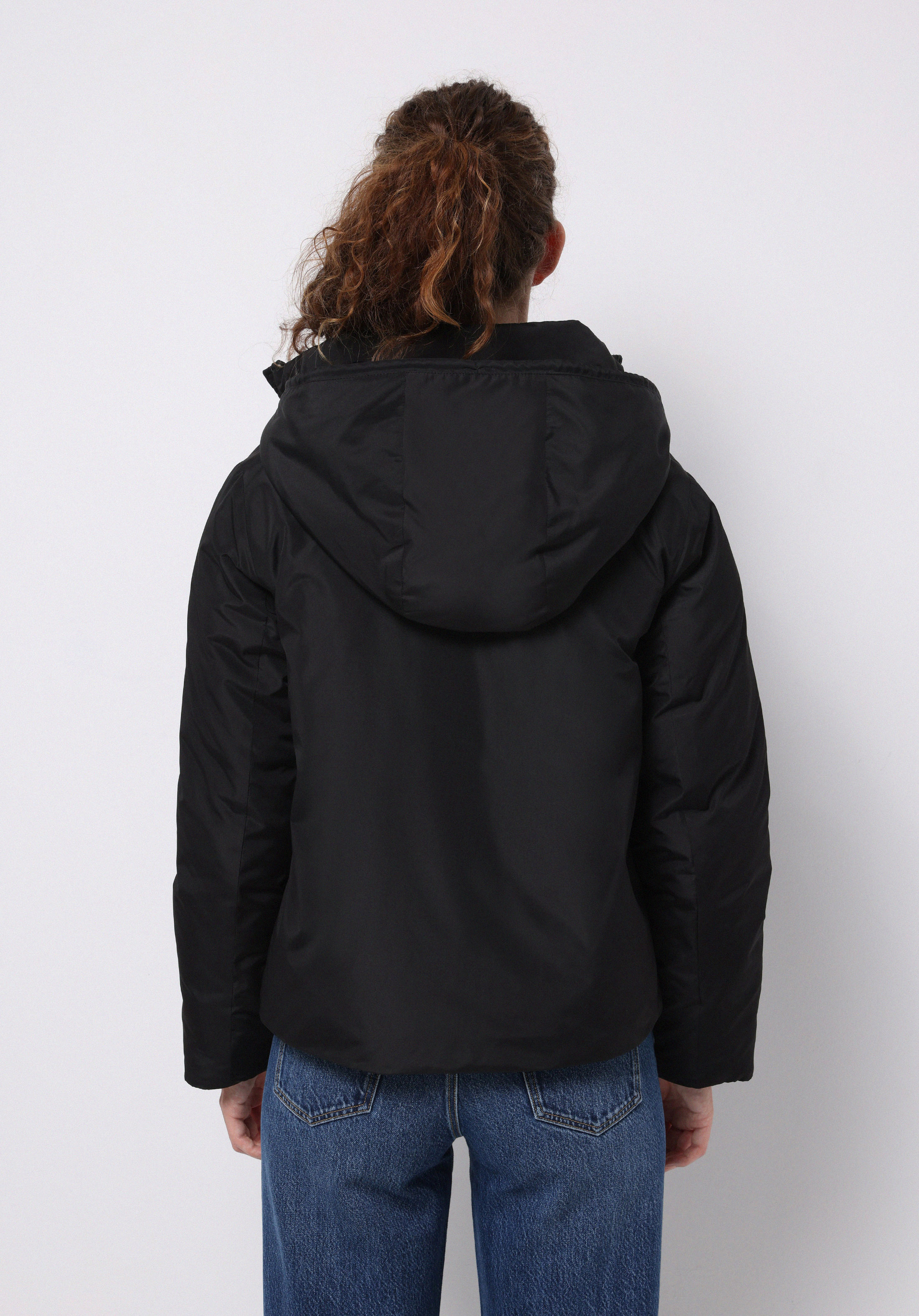 Regular Fit Kapüşonlu Fermuarlı Astarlı Suya Dayanıklı Kadın Siyah Mont