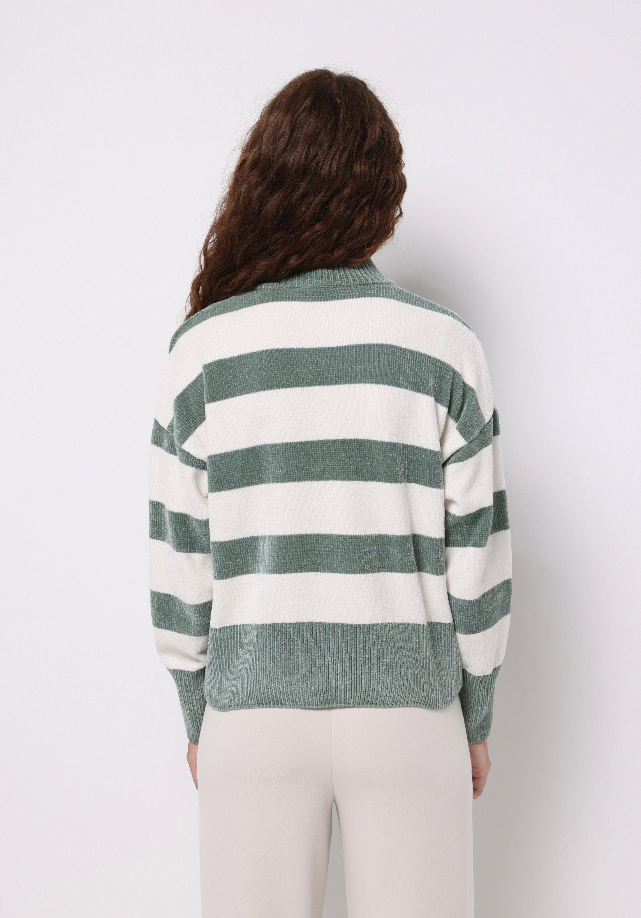 Regular Fit Yuvarlak Yaka Çizgili Kadın Yeşil Kazak