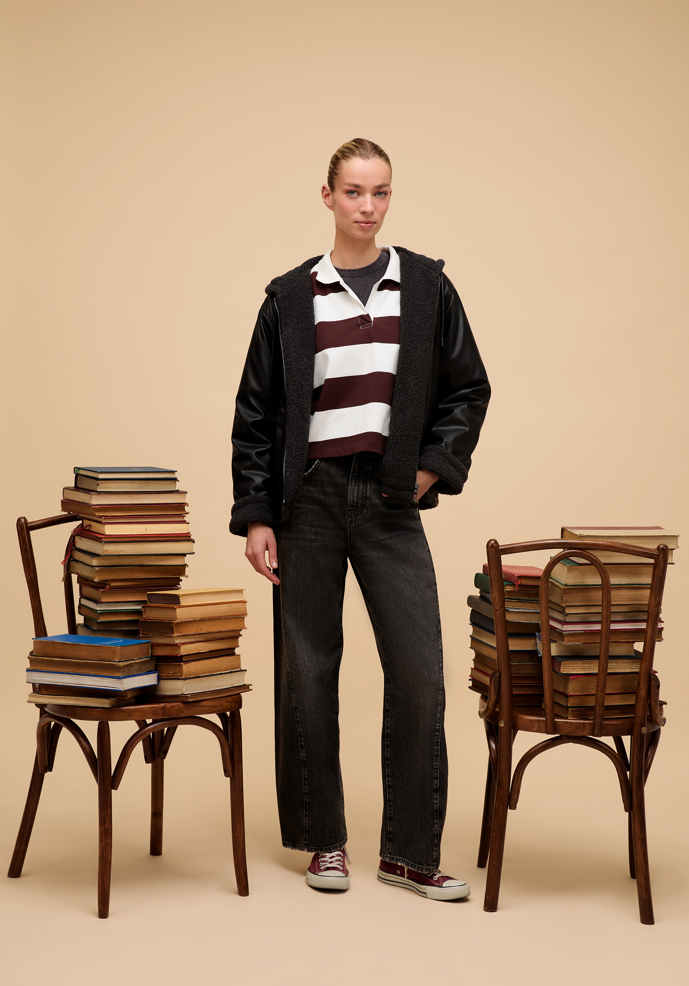 Regular Fit Kapüşonlu Fermuarlı Astarlı Çift Yönlü Kadın Antrasit Mont Pu