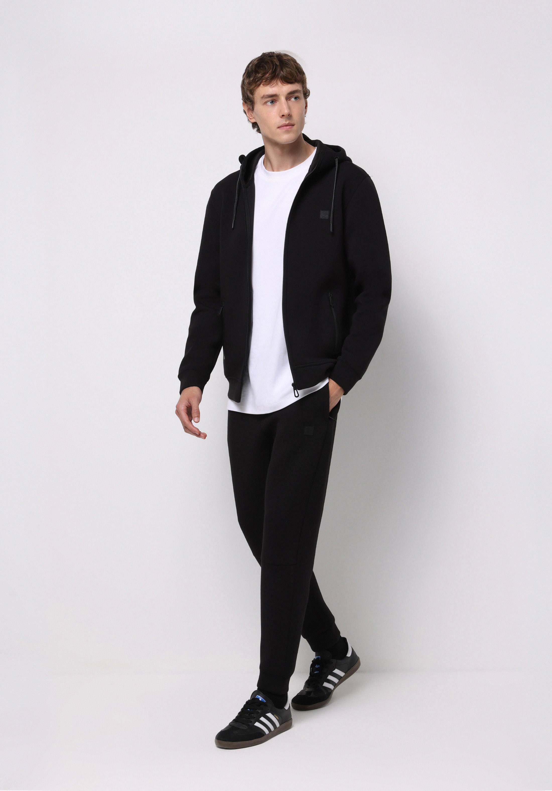 Regular Fit   Erkek Siyah Sweatshirt