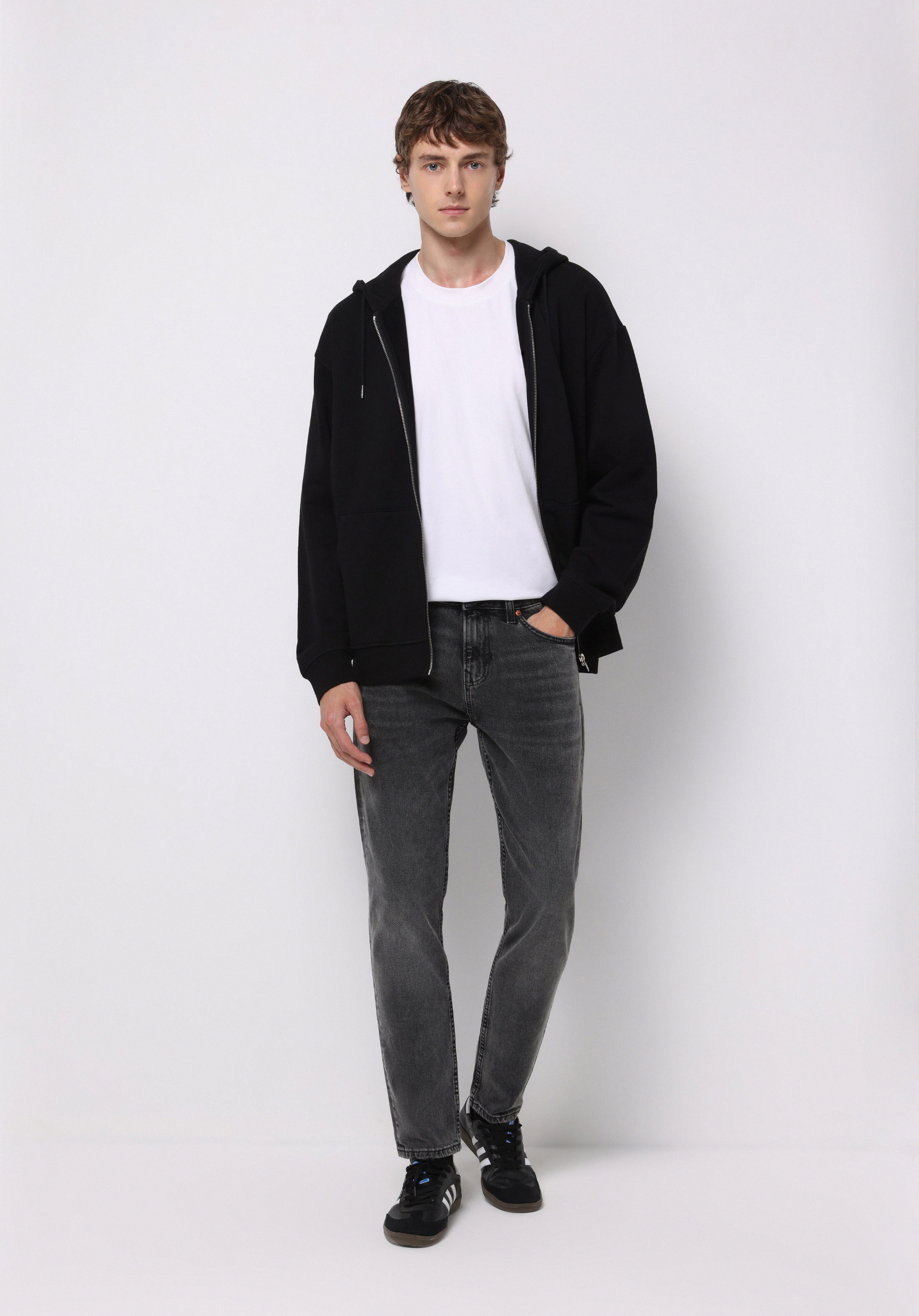 Regular Fit   Erkek Siyah Jean Pantolon