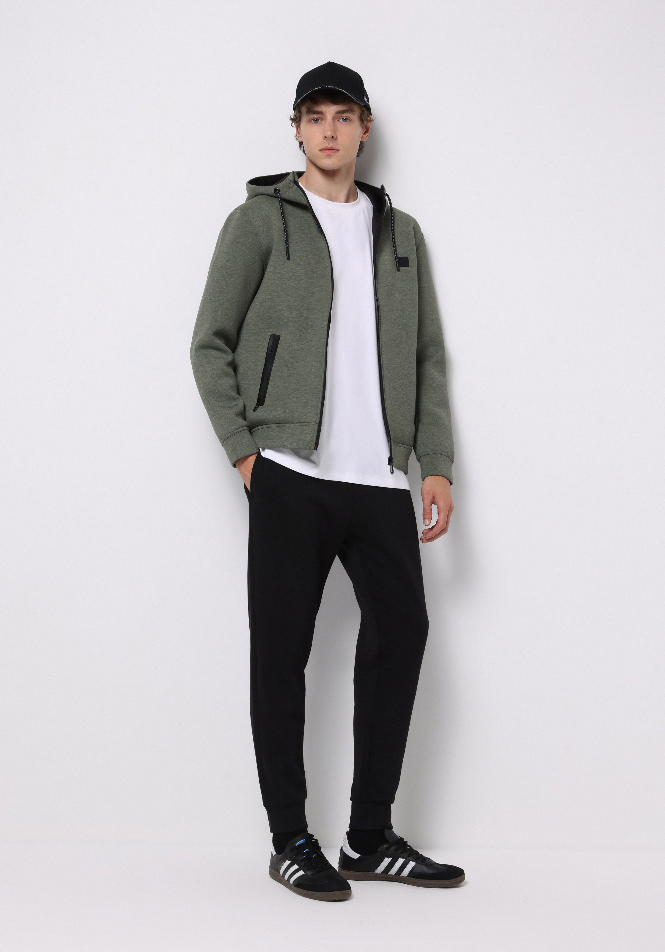 Slim Fit Orta Bel Düz Erkek Siyah Eşofman Altı