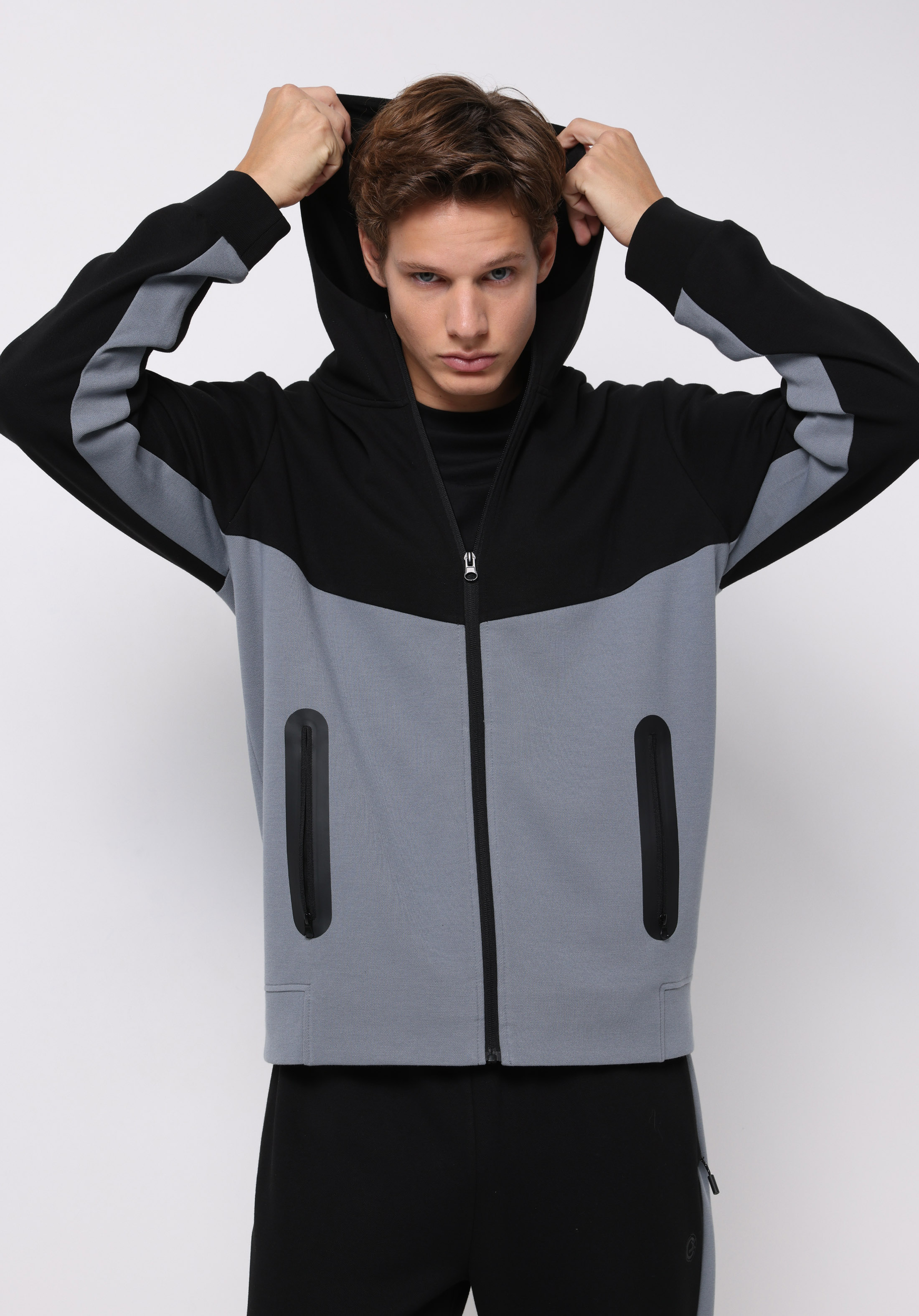 Regular Fit   Erkek Siyah Sweatshirt