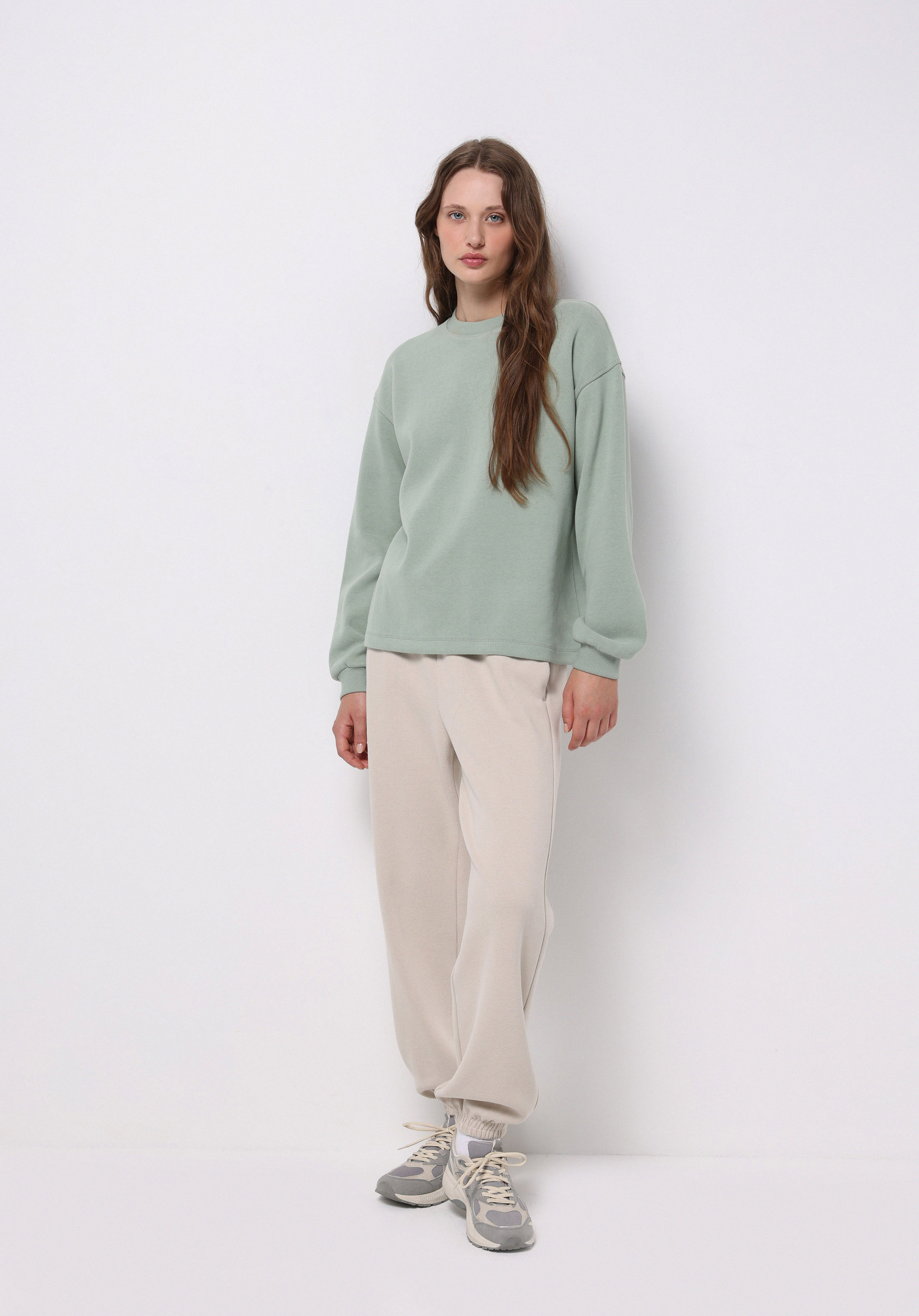 Regular Fit Yuvarlak Yaka Düz Kadın Yeşil Sweatshirt