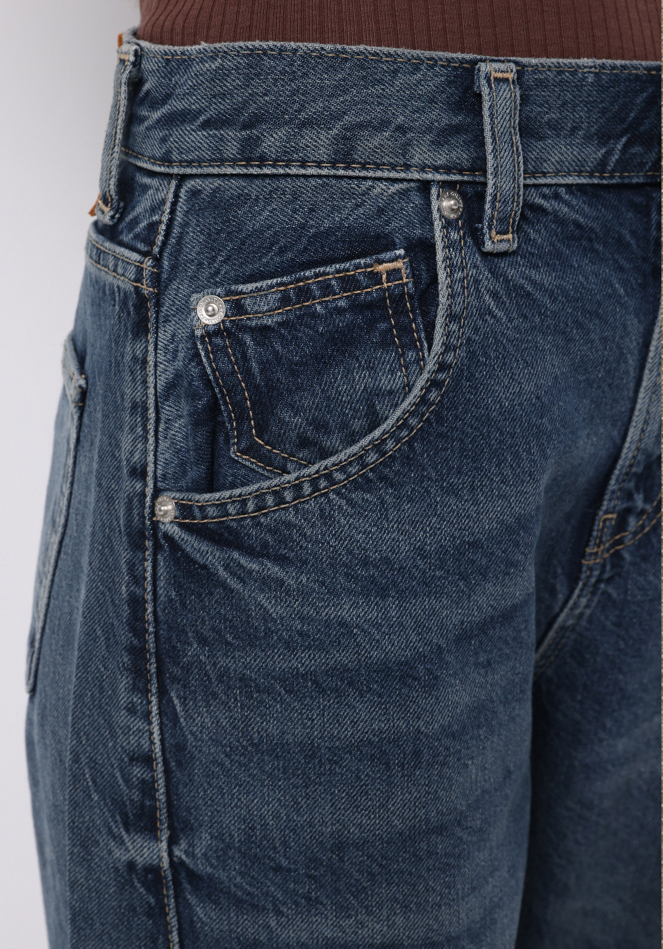 Loose Fit Yüksel Bel Daralan Paça Kadın İndigo Jean Pantolon