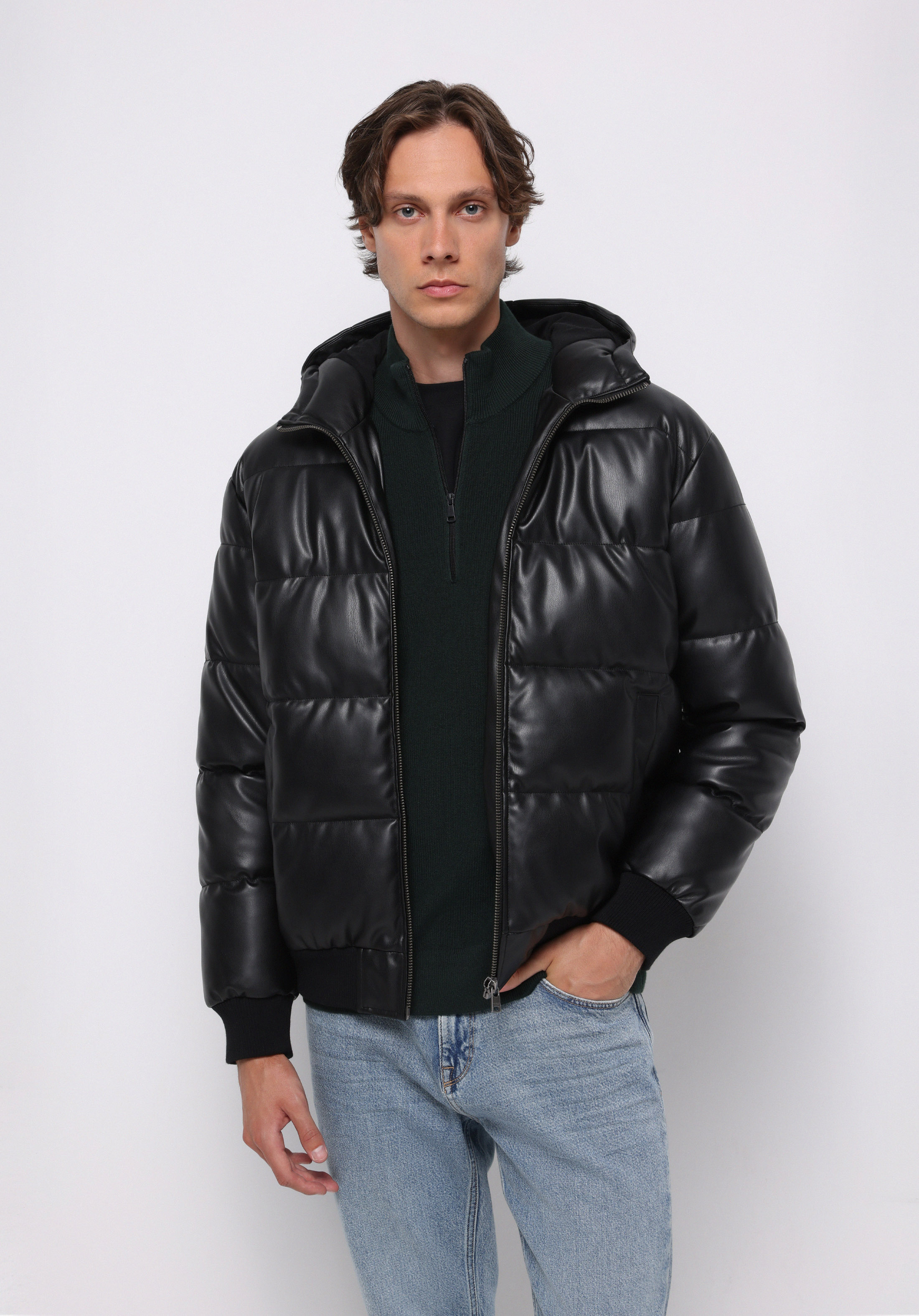 Regular Fit     Erkek Siyah Mont Pu