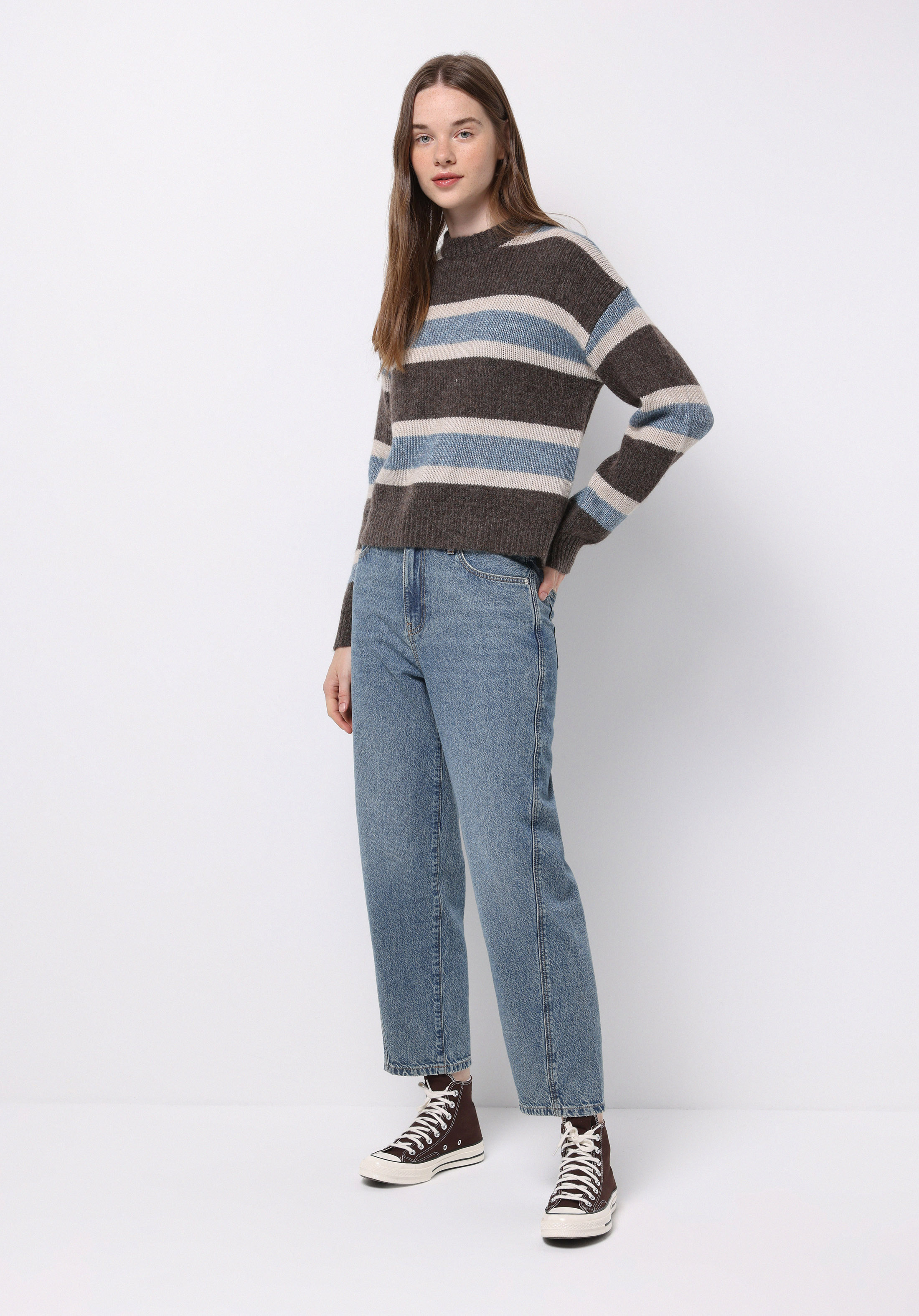 Regular Fit Yuvarlak Yaka Çizgili Kadın Kahverengi Kazak