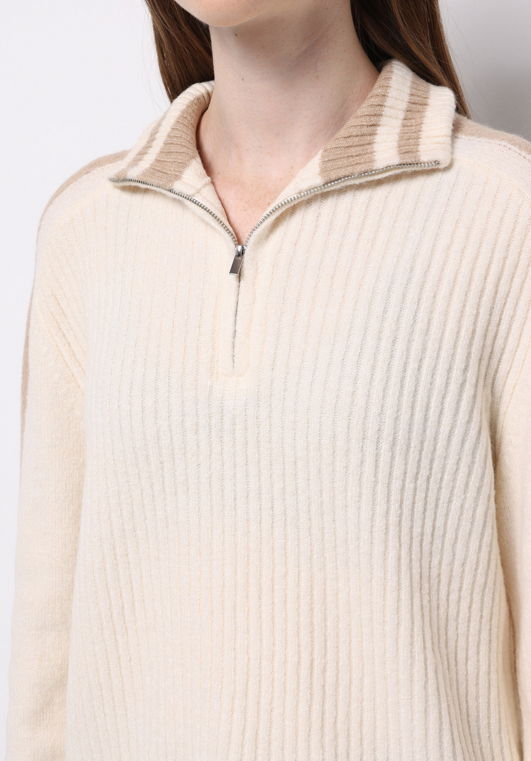 Regular Fit Fermuarlı Düz Kadın Ekru Kazak