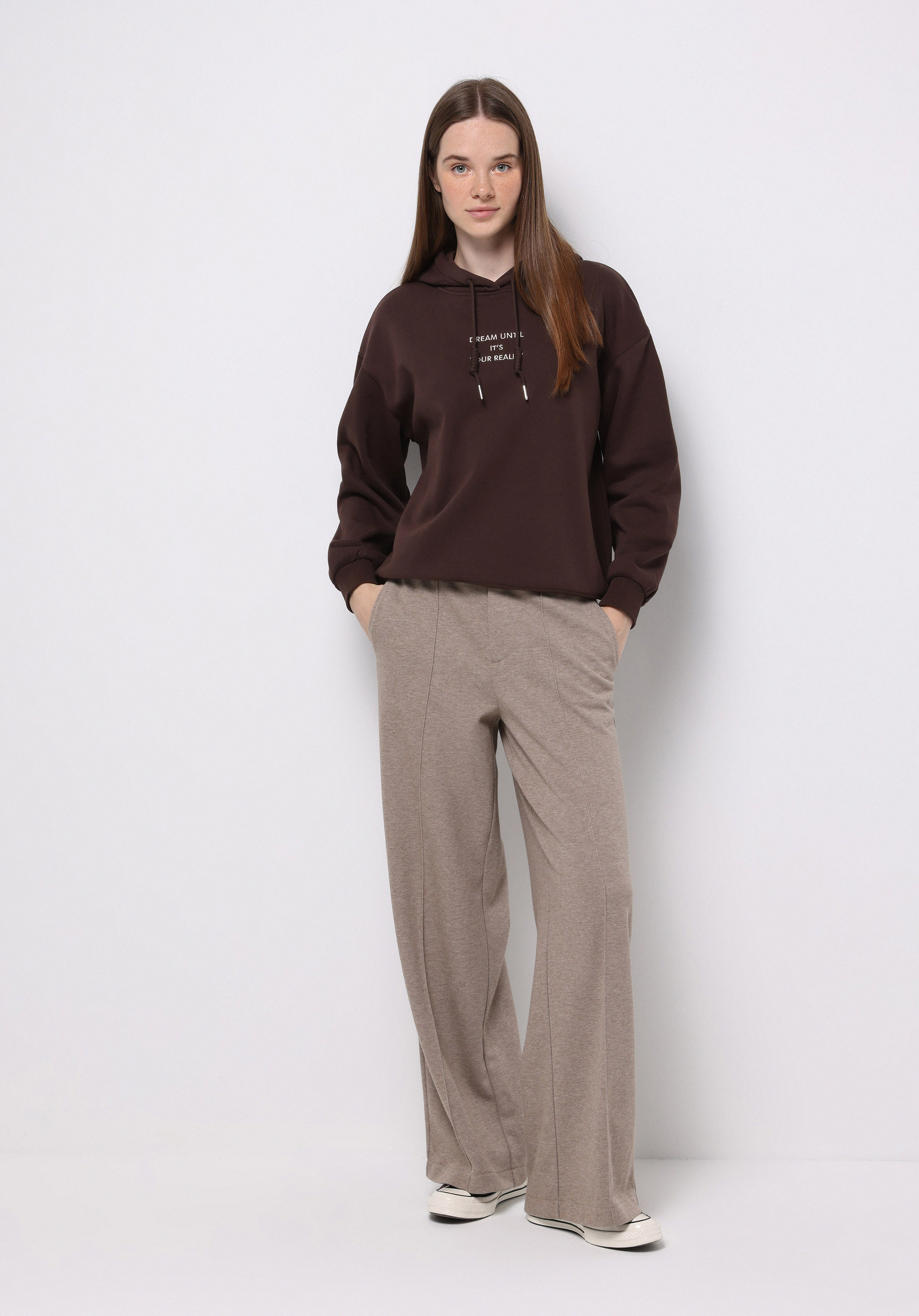 Regular Fit Kapüşonlu Nakışlı Kadın Kahverengi Sweatshirt