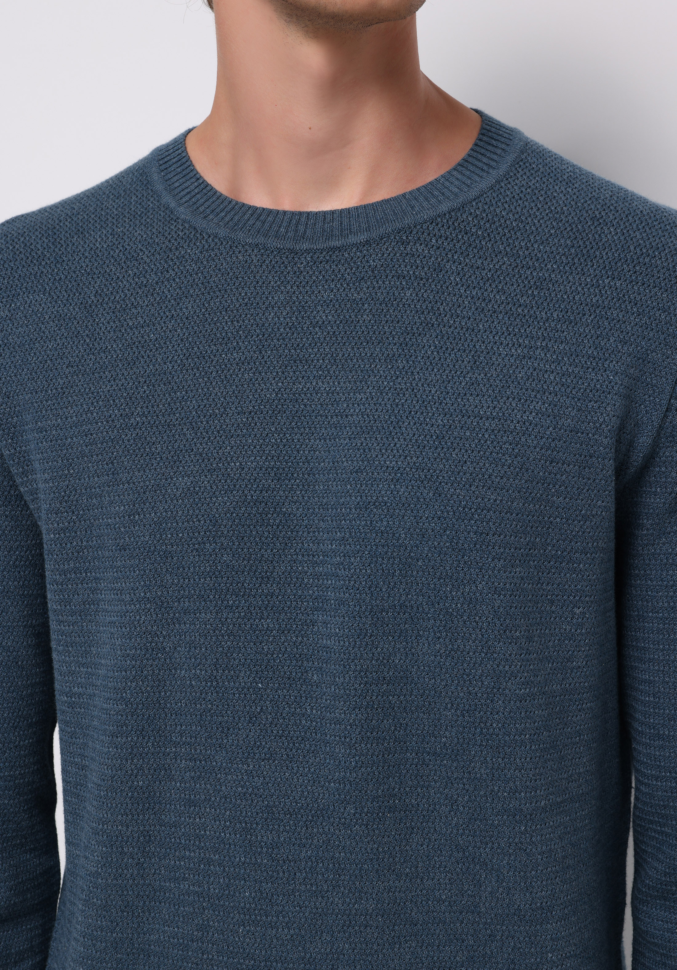 Regular Fit Yuvarlak Yaka Jakarlı Erkek Mavi Kazak