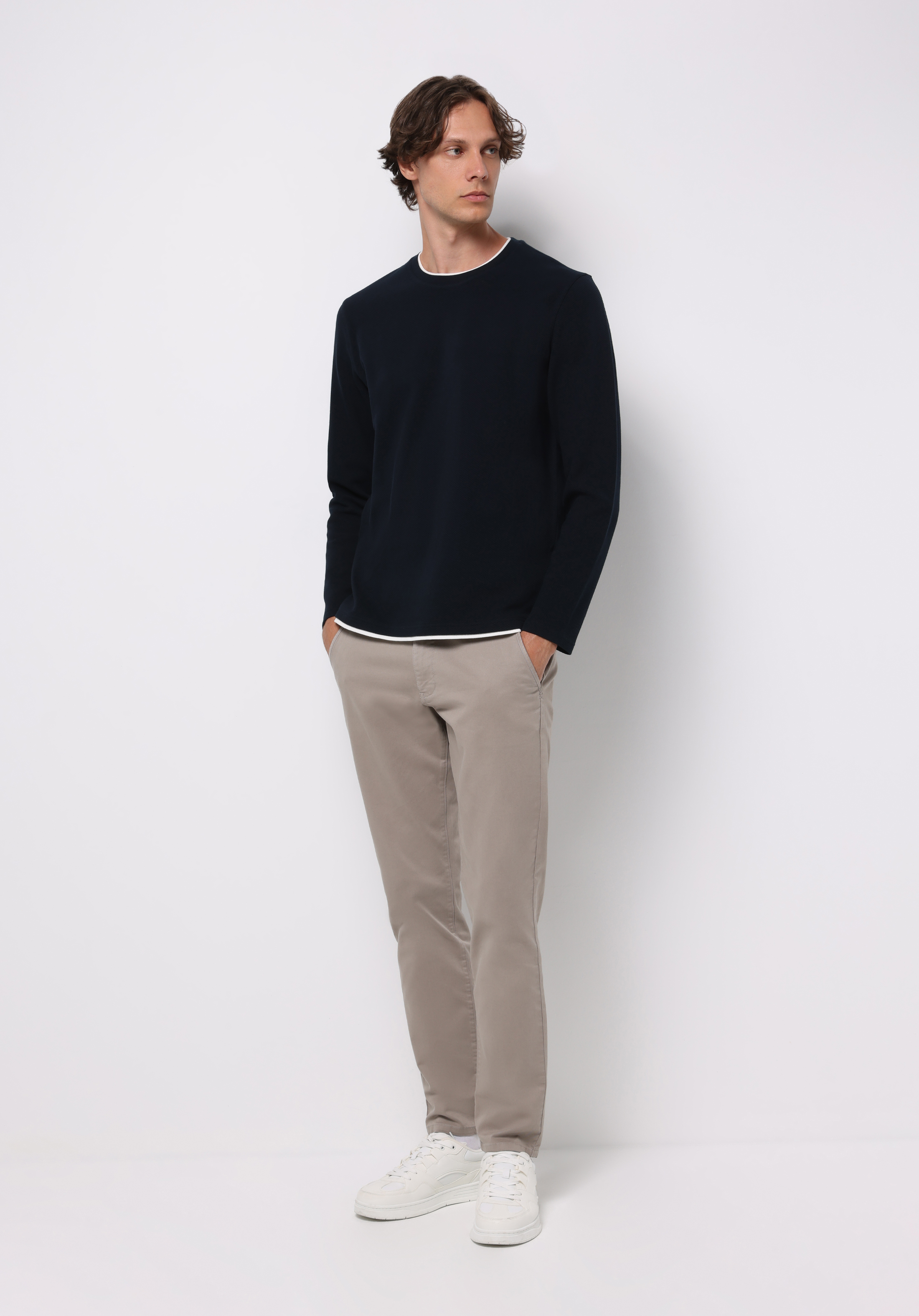 Regular Fit Yuvarlak Yaka Jakarlı Erkek Lacivert Uzun Kol Tişört