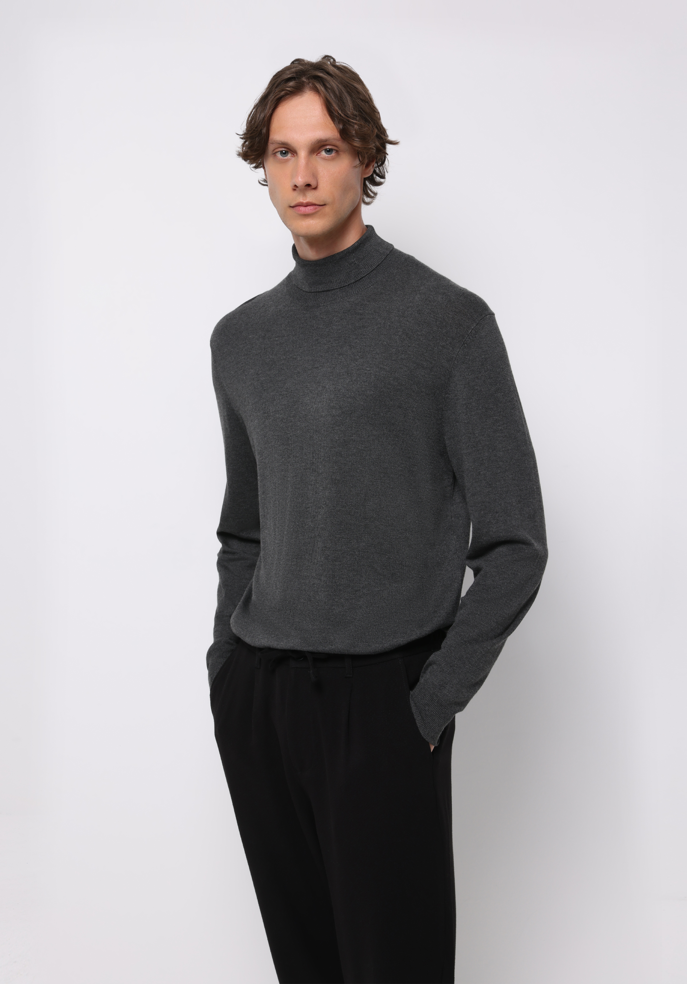 Regular Fit Turtle Neck Jakarlı Erkek Antrasit Kazak