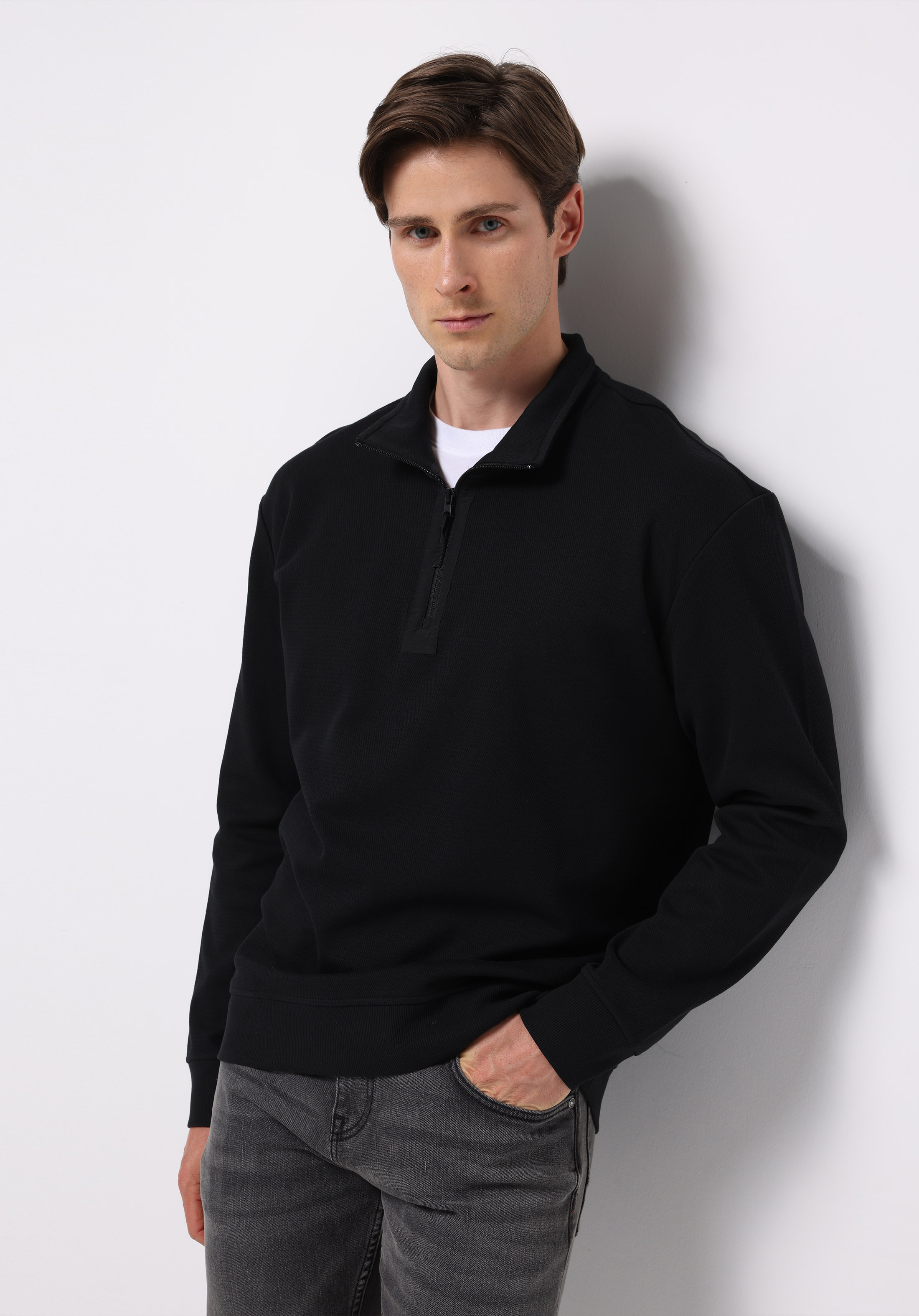 Comfort Fit   Erkek Siyah Sweatshirt