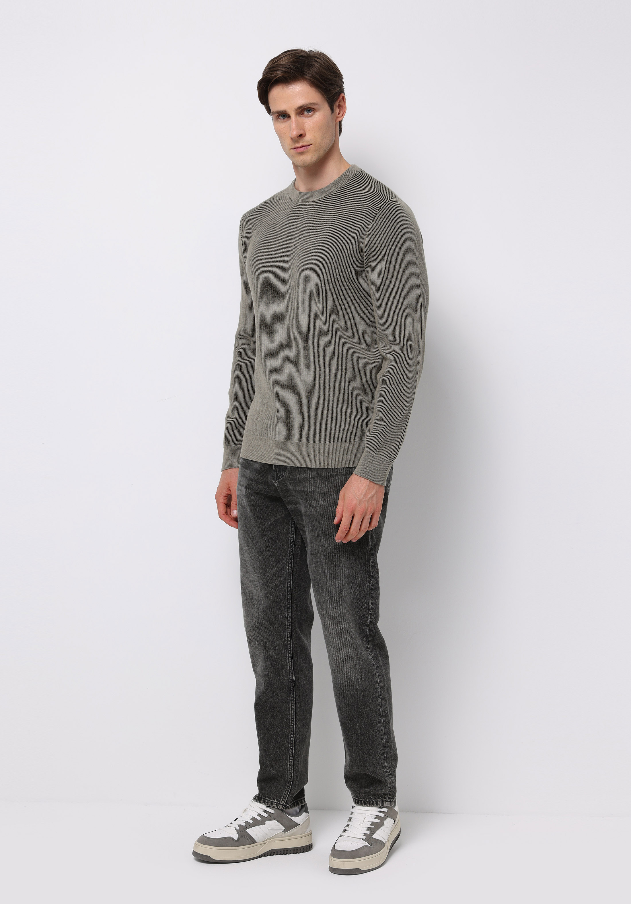 Regular Fit Yuvarlak Yaka Jakarlı Erkek Yeşil Kazak